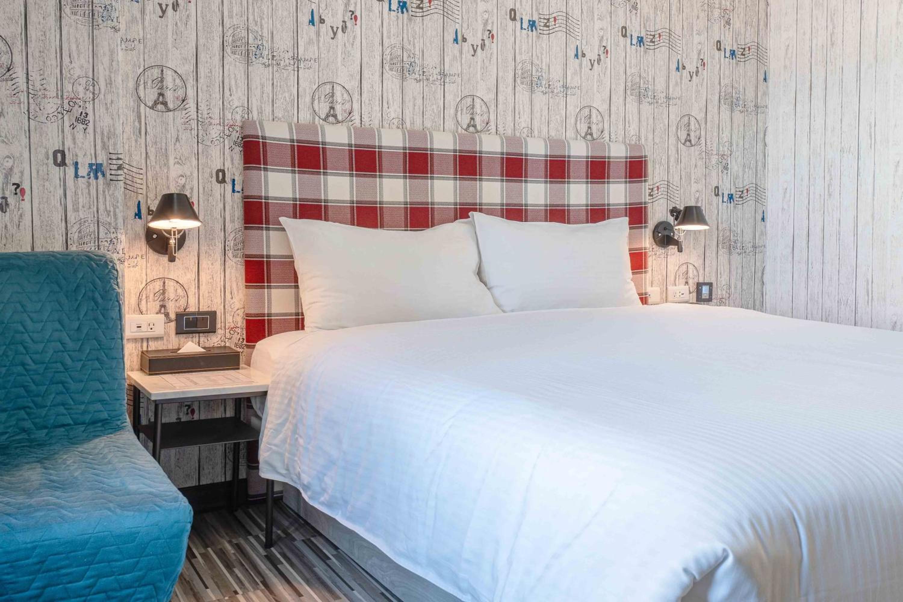 CHECK inn Taichung Ziyou