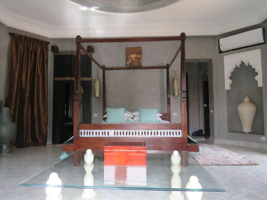 Villa Jude Luxury 6BR Villa with Private Pool, Sleeps 12, Near Golf & City
