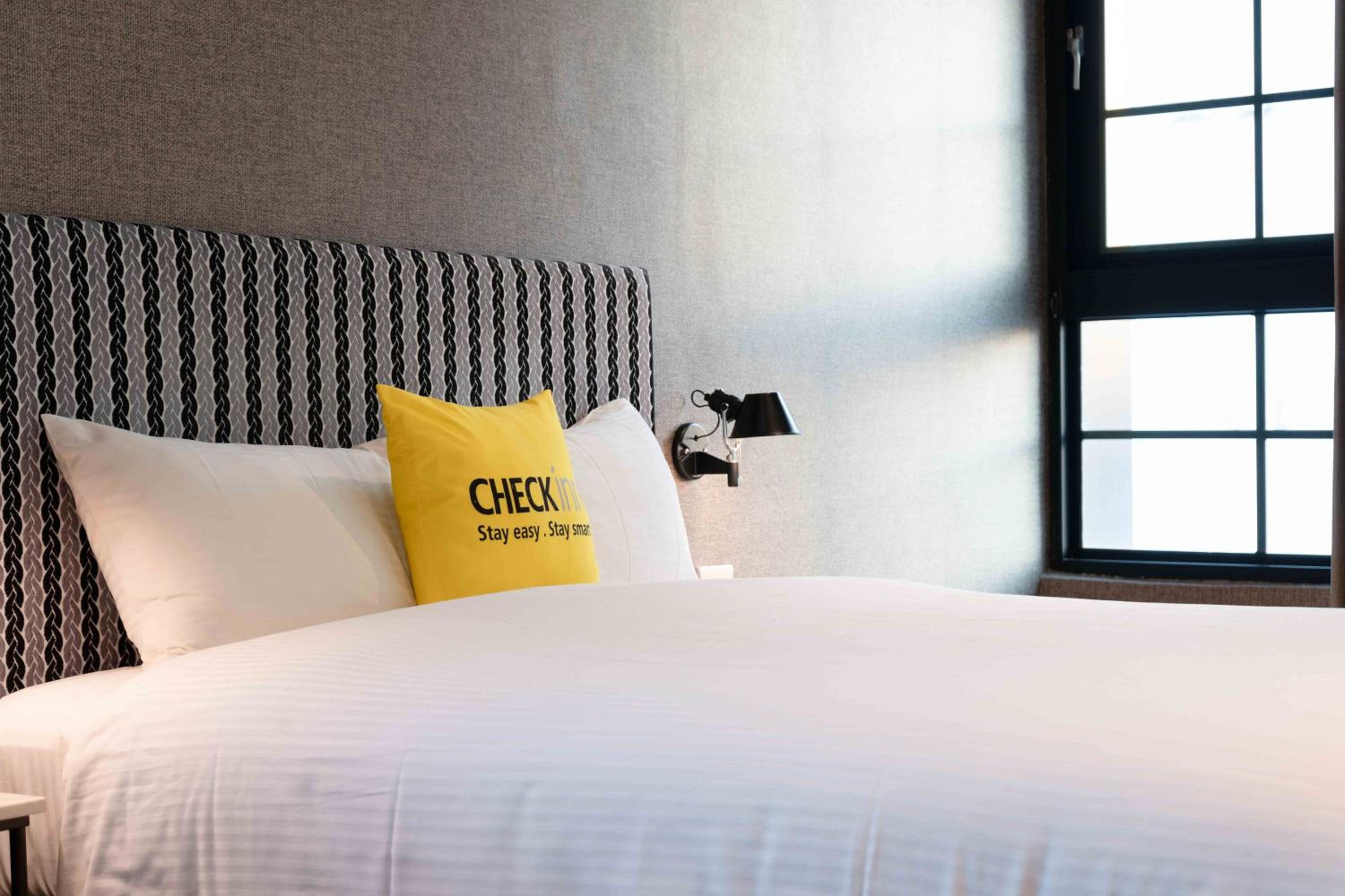 CHECK inn Taichung Ziyou