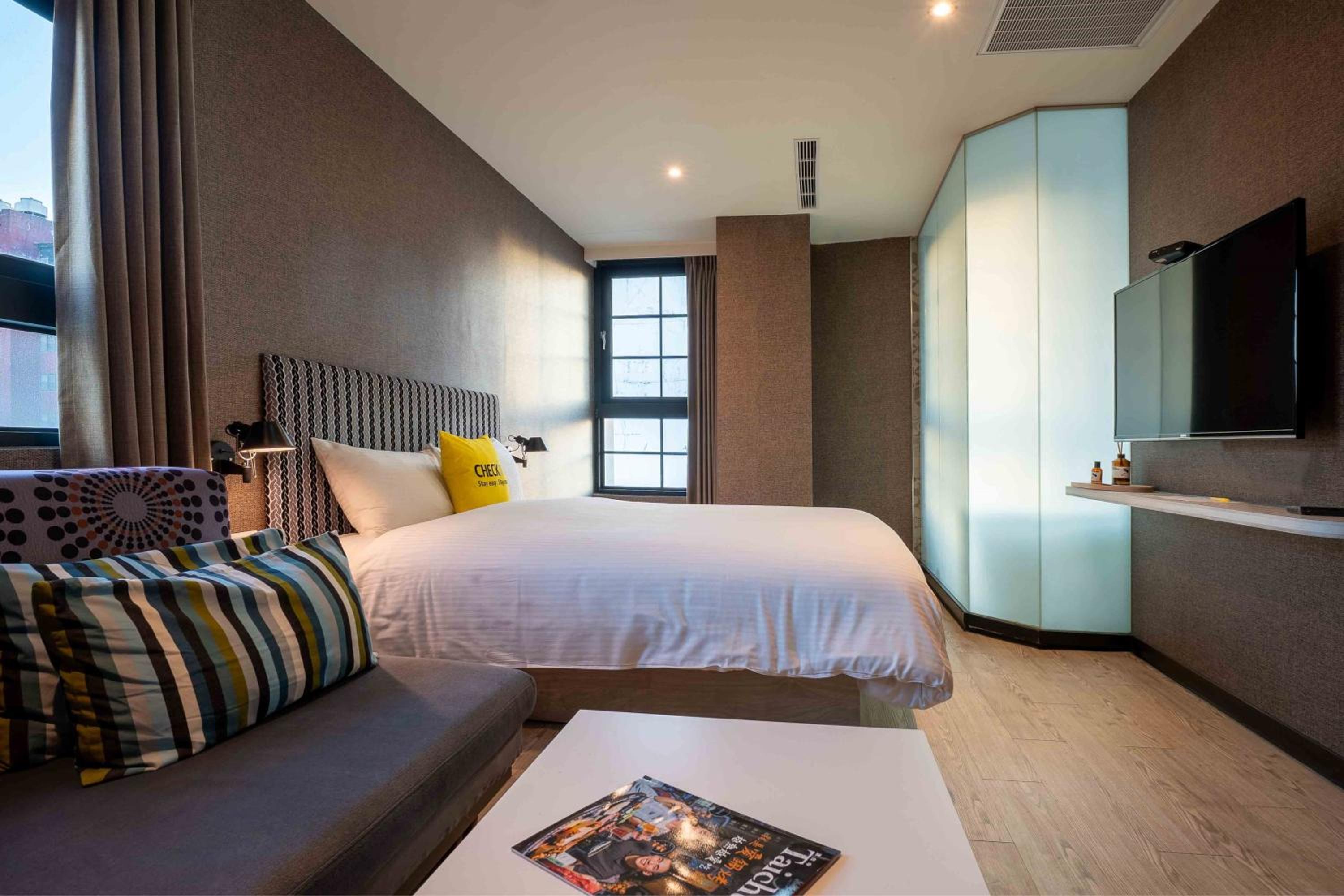 CHECK inn Taichung Ziyou