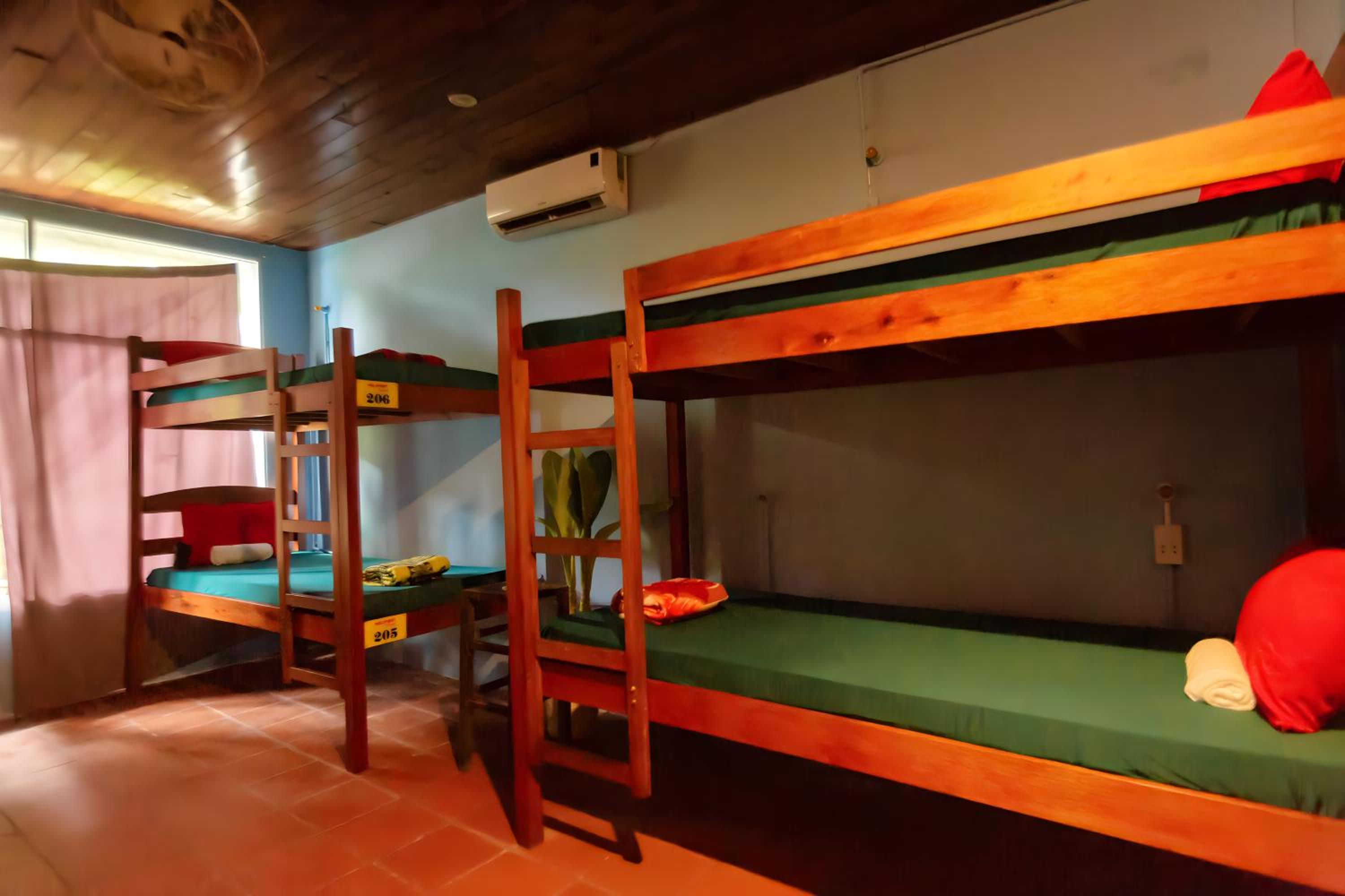 Serendipity Experience Hoi An Hostel