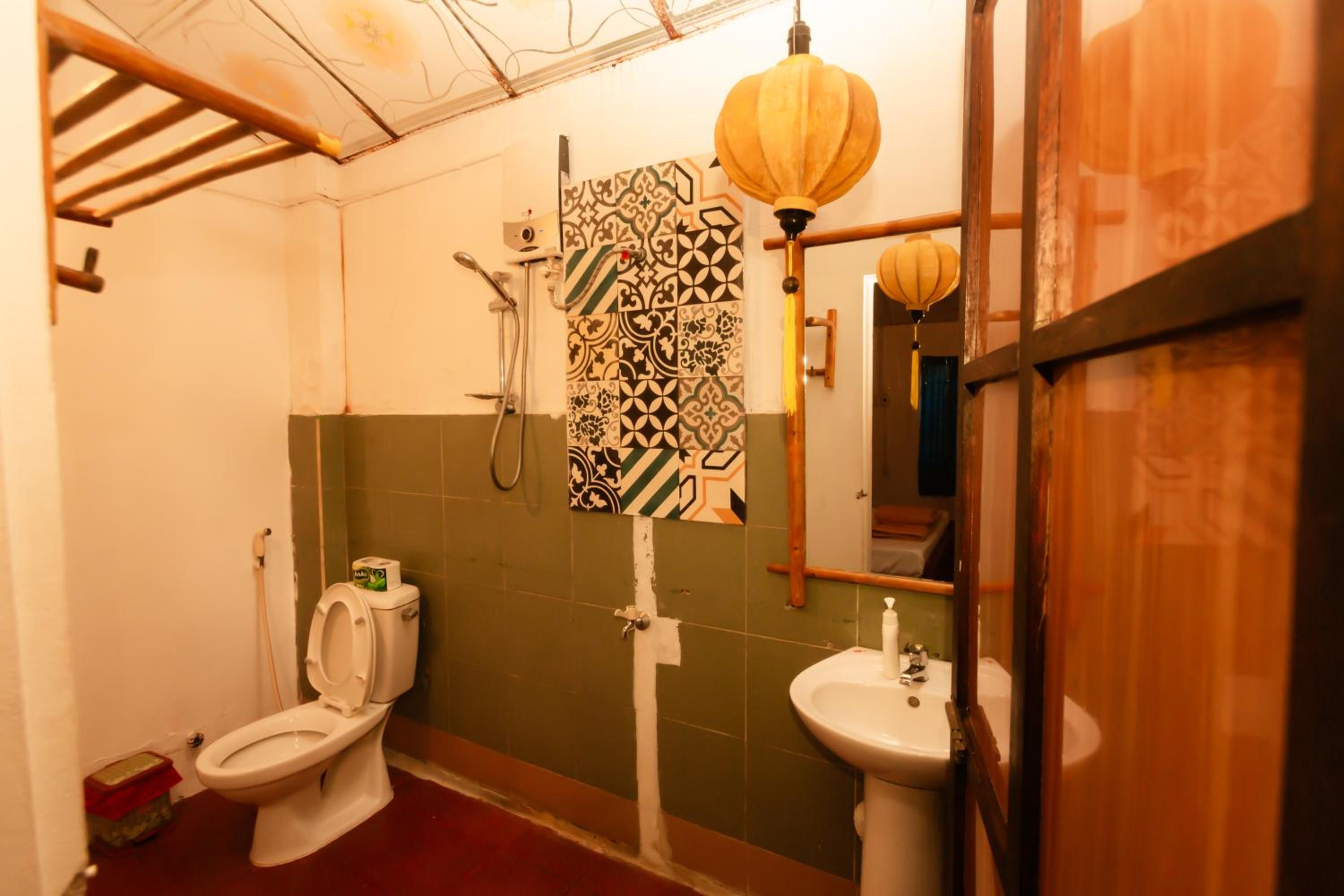 Serendipity Experience Hoi An Hostel
