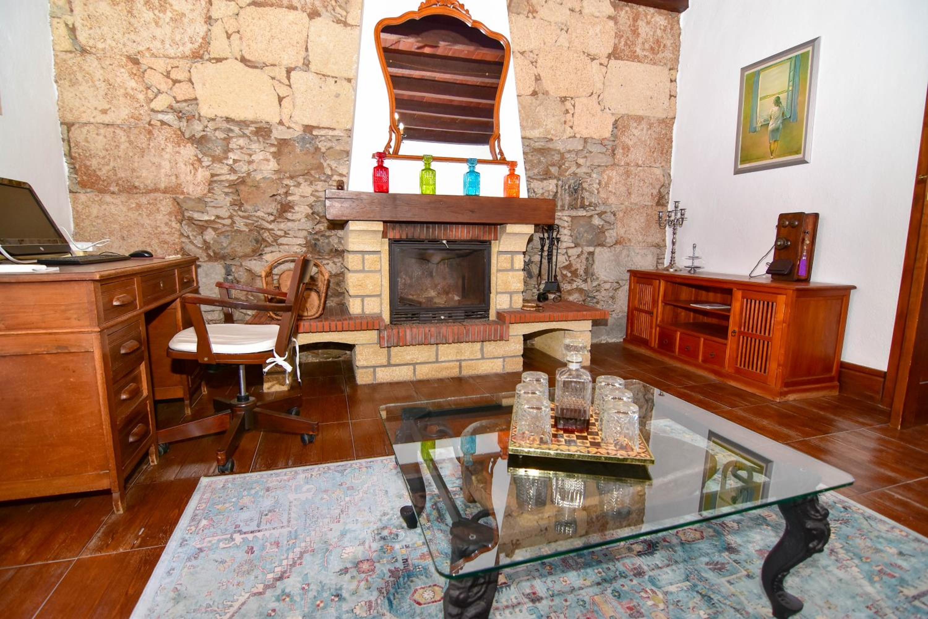 Authentic Canary Style Villa with private pool and garden- Casa Juan Vera