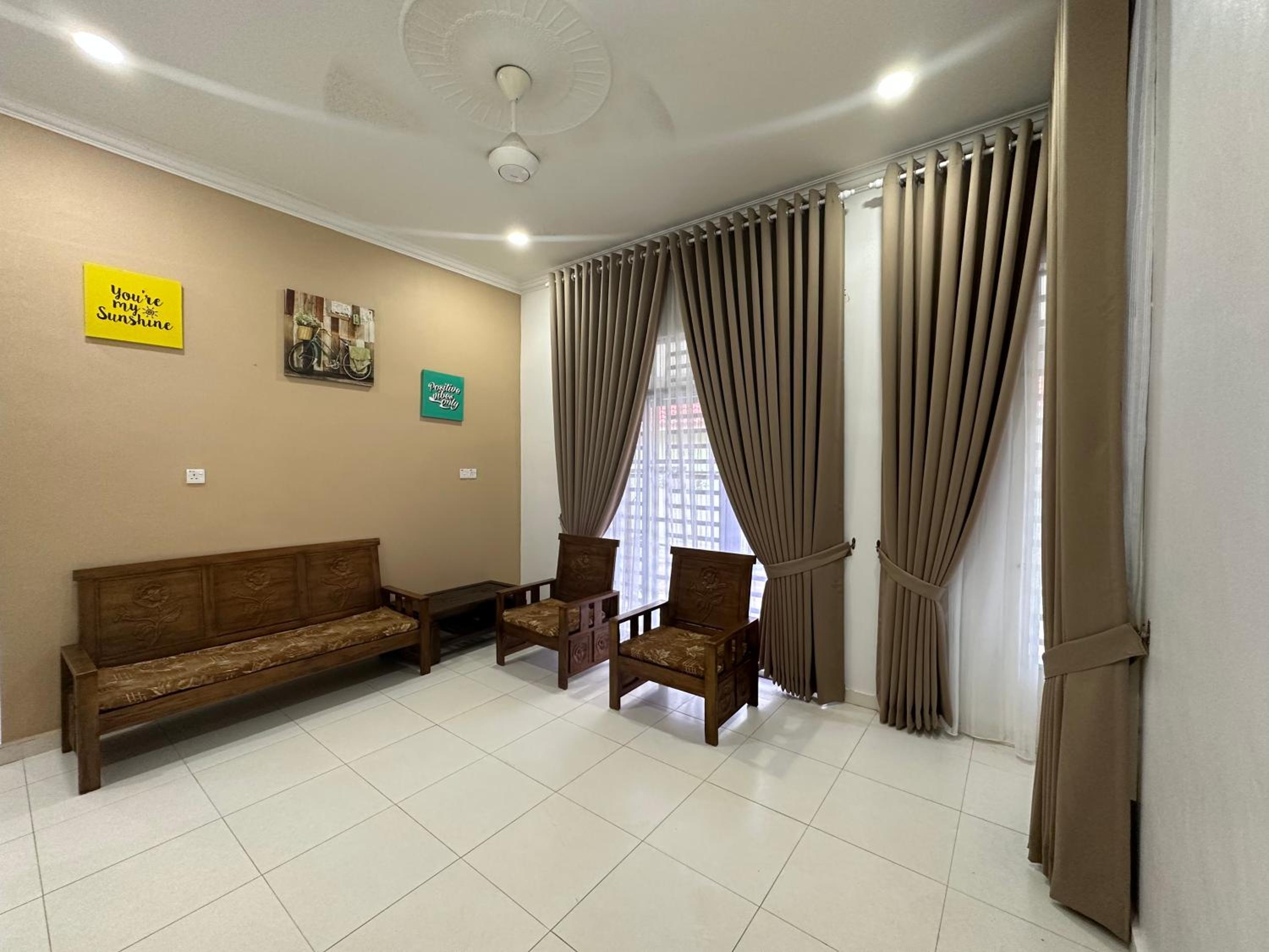 Zuriana Ashraf Homestay Kota Bharu photo 4