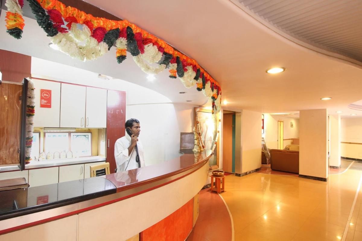 Super OYO Dhammanagi Comforts A Unit By Count On Us Hospitality