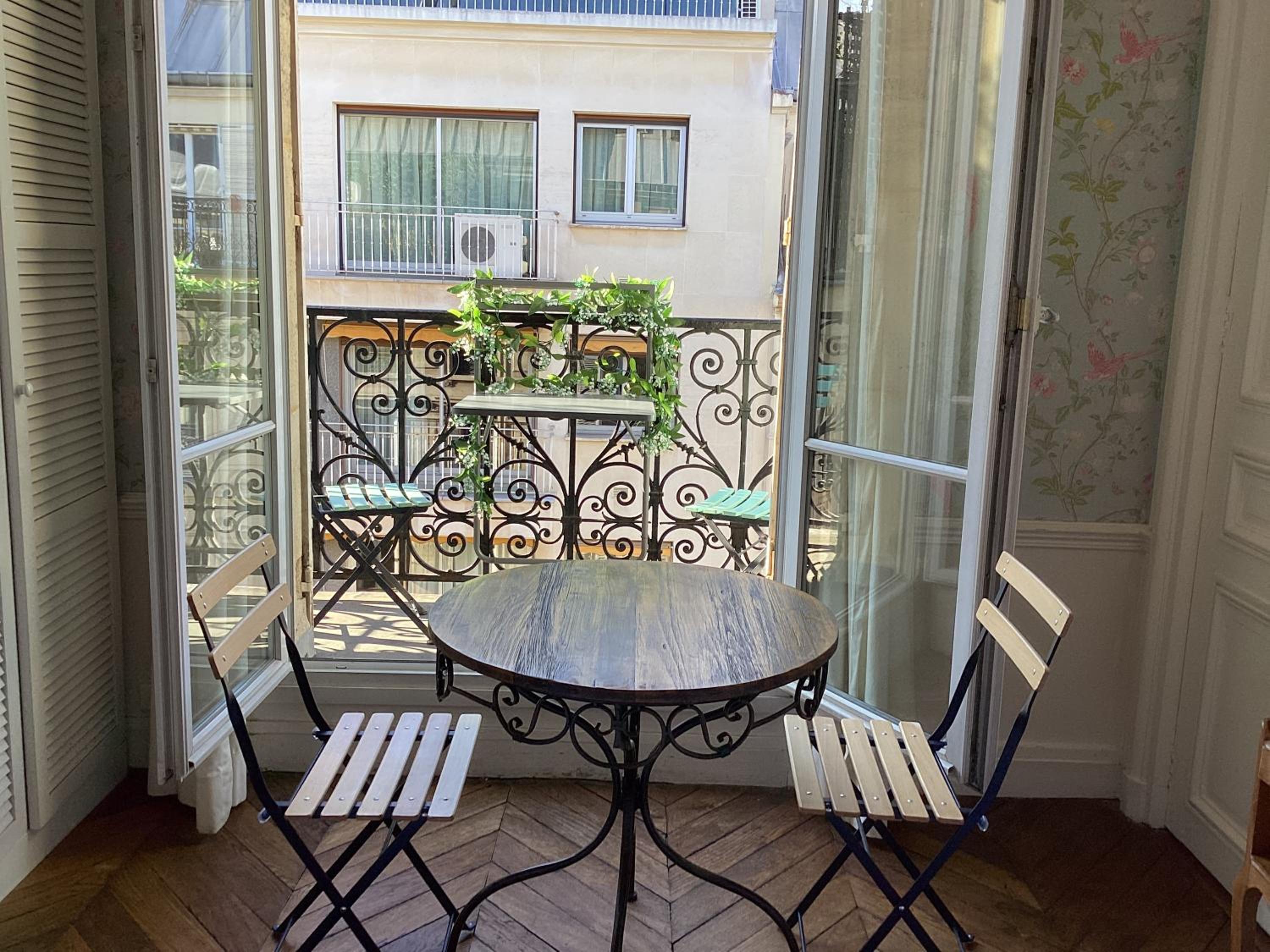 Bed and Breakfast Paris Arc de Triomphe