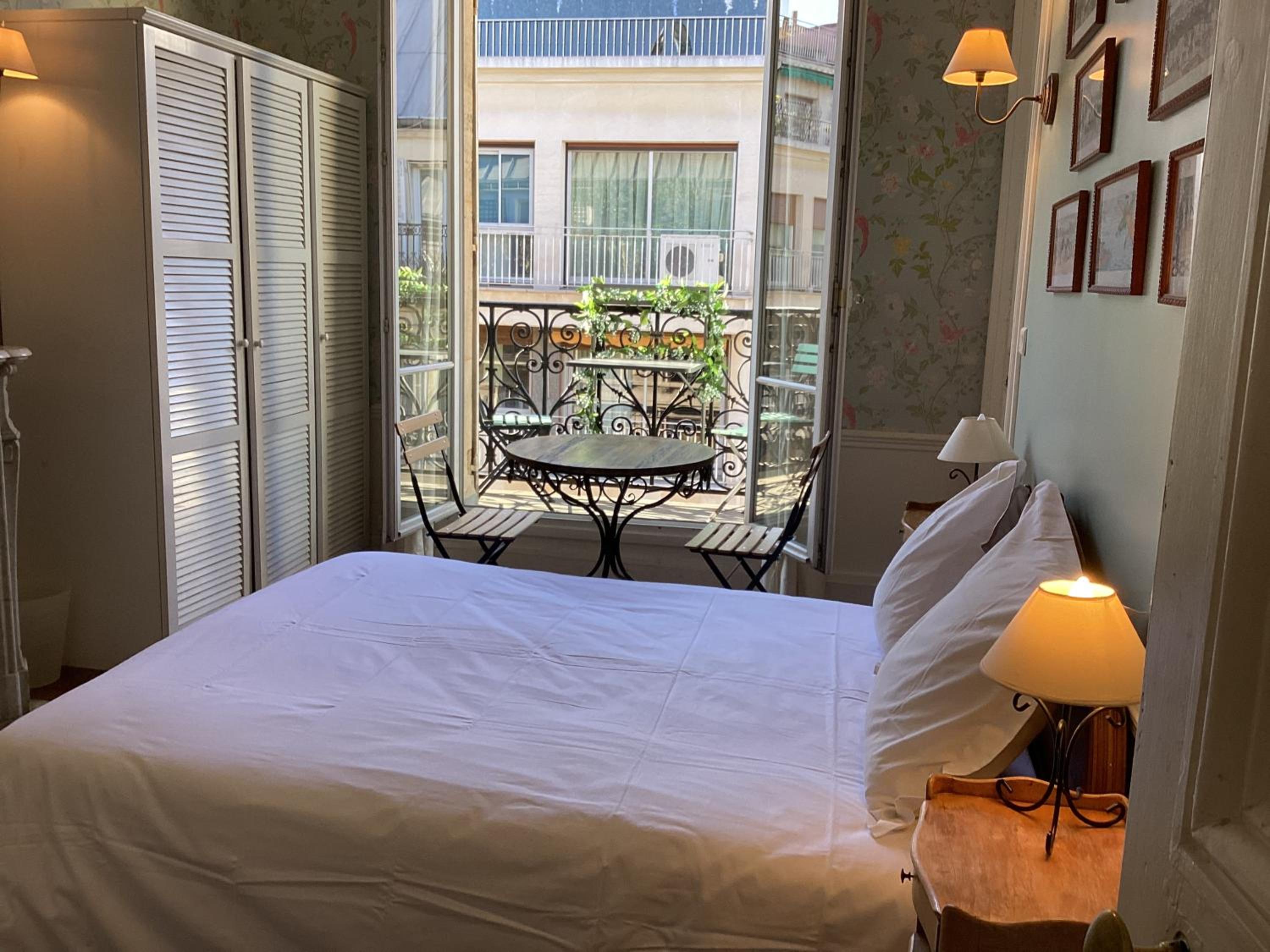Bed and Breakfast Paris Arc de Triomphe