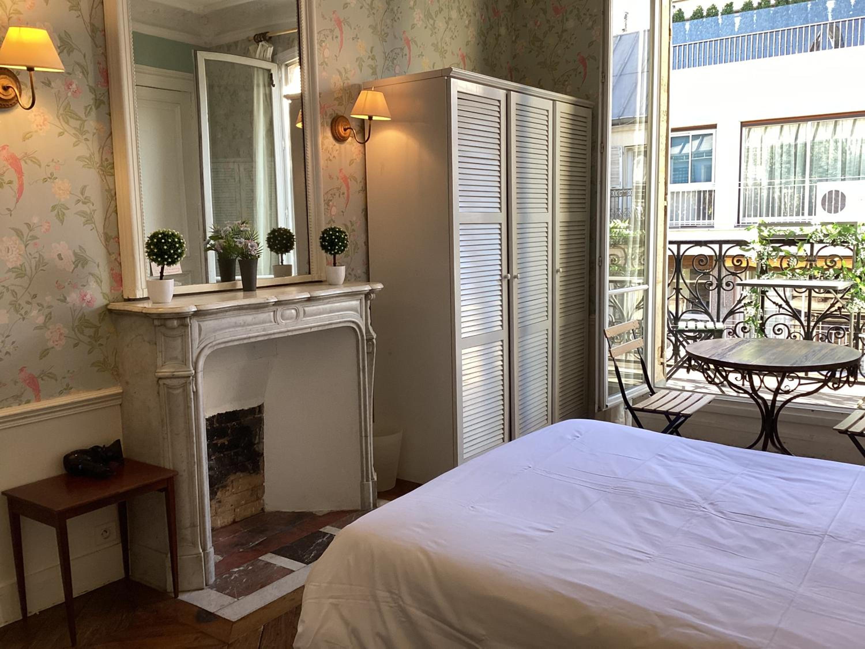Bed and Breakfast Paris Arc de Triomphe