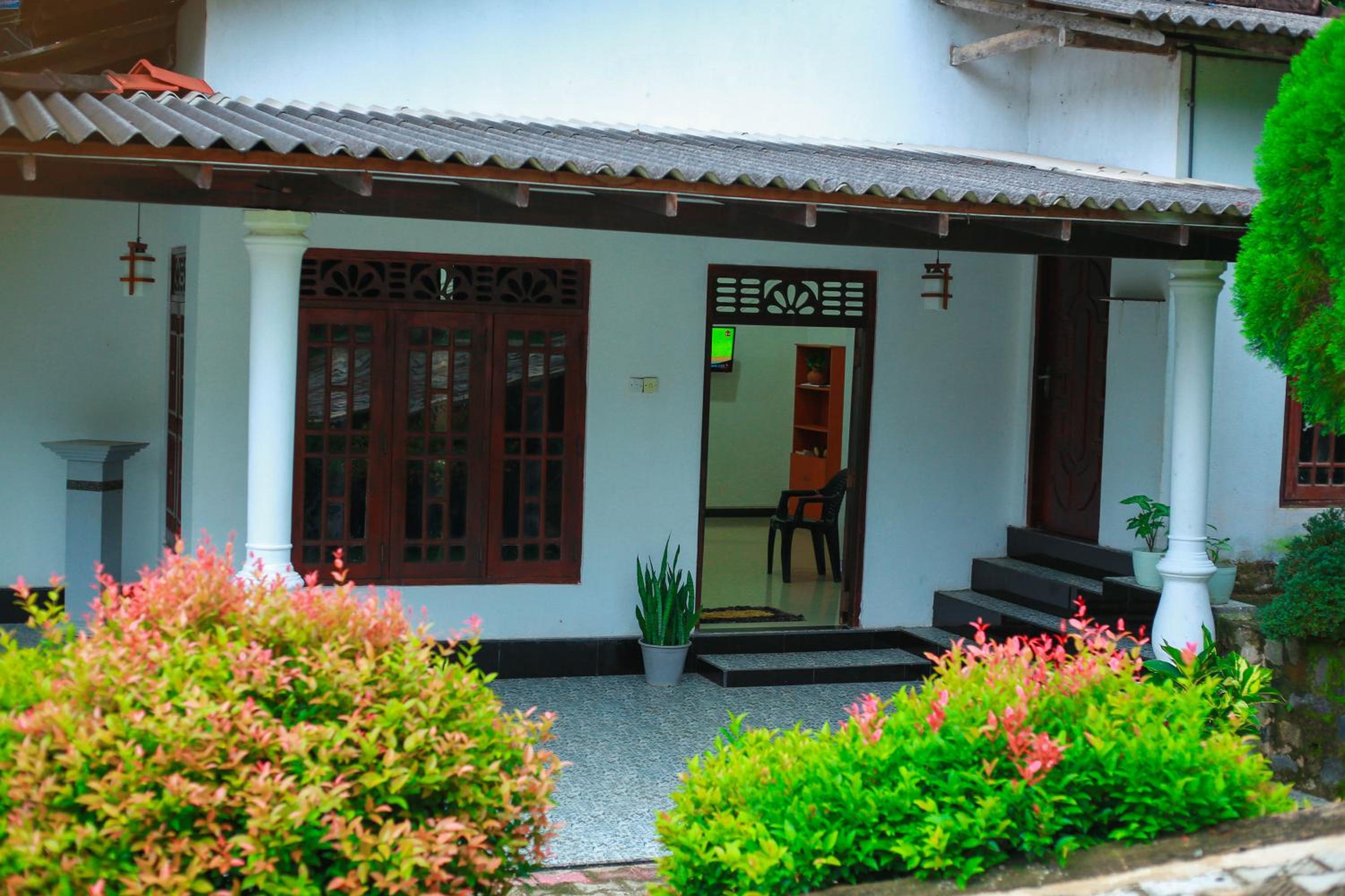 E2 Villa
