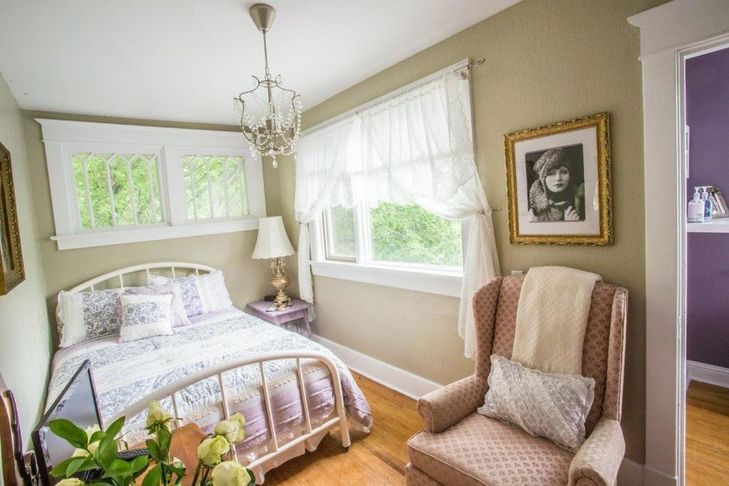 Charles Street Vacation Home