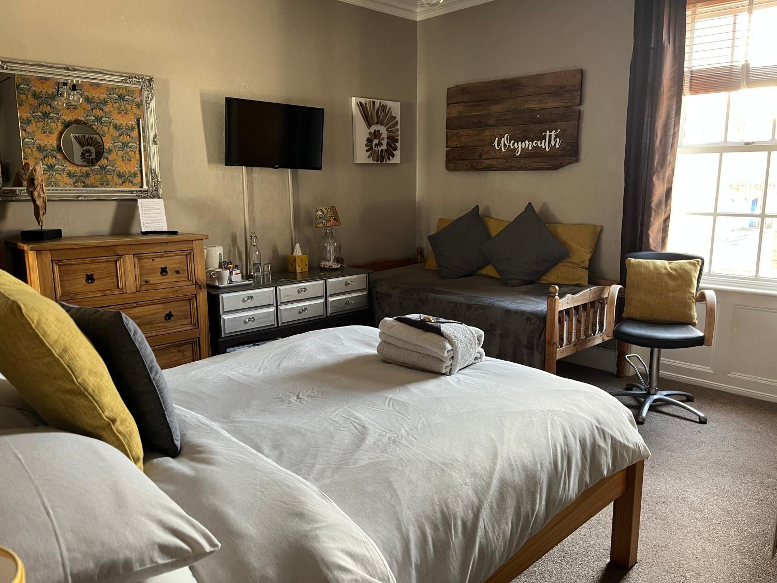 Kelston Guest House