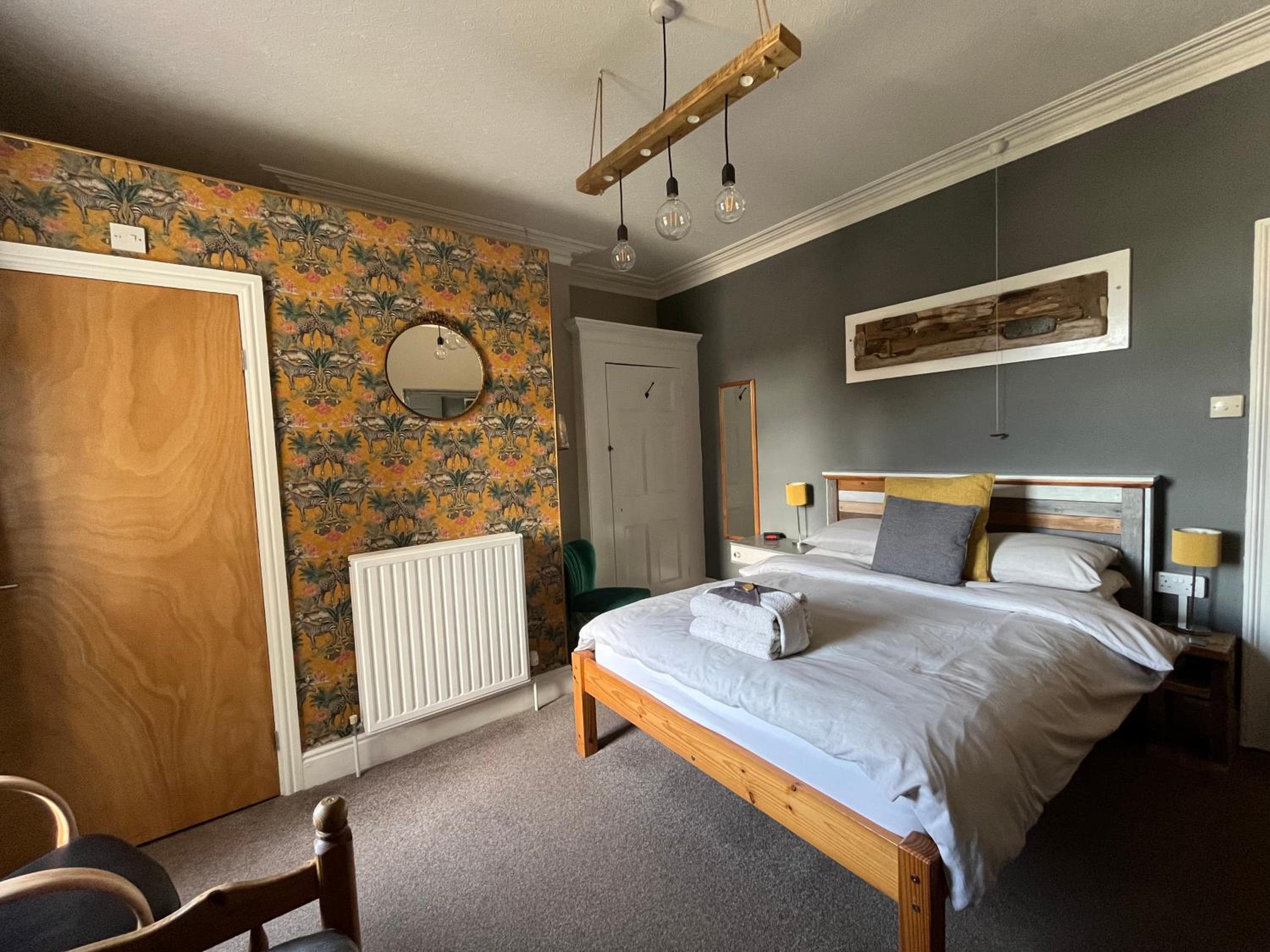 Kelston Guest House