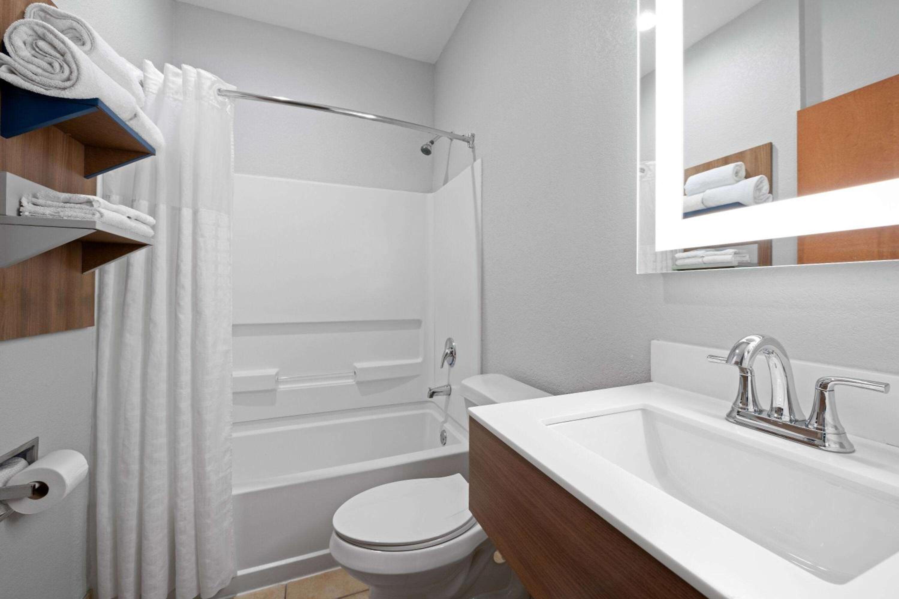 Houma Vacations - Microtel Inn  Suites by Wyndham of Houma - Property Image 2