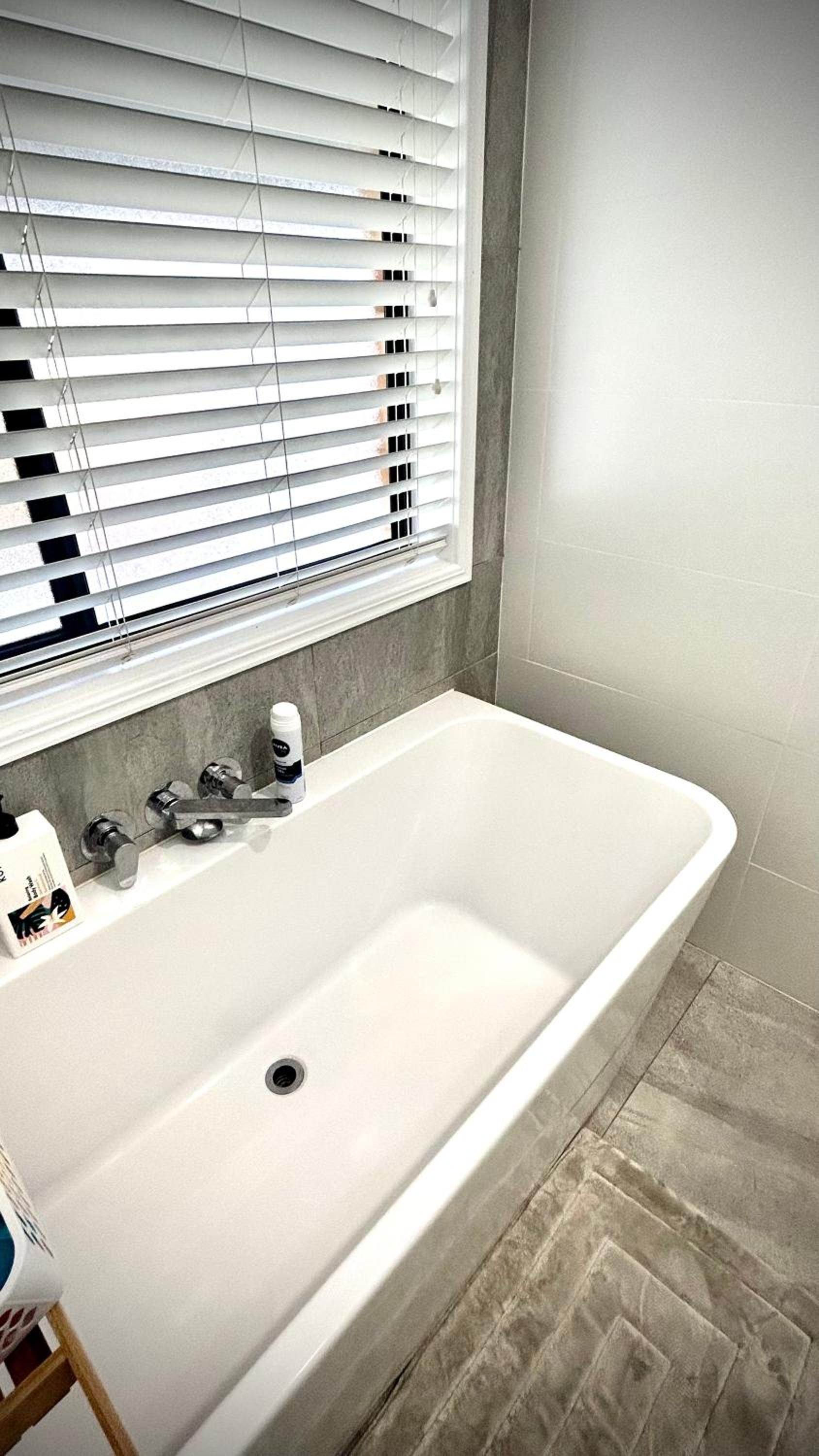 Perfect North Brisbane Retreat 4 bed