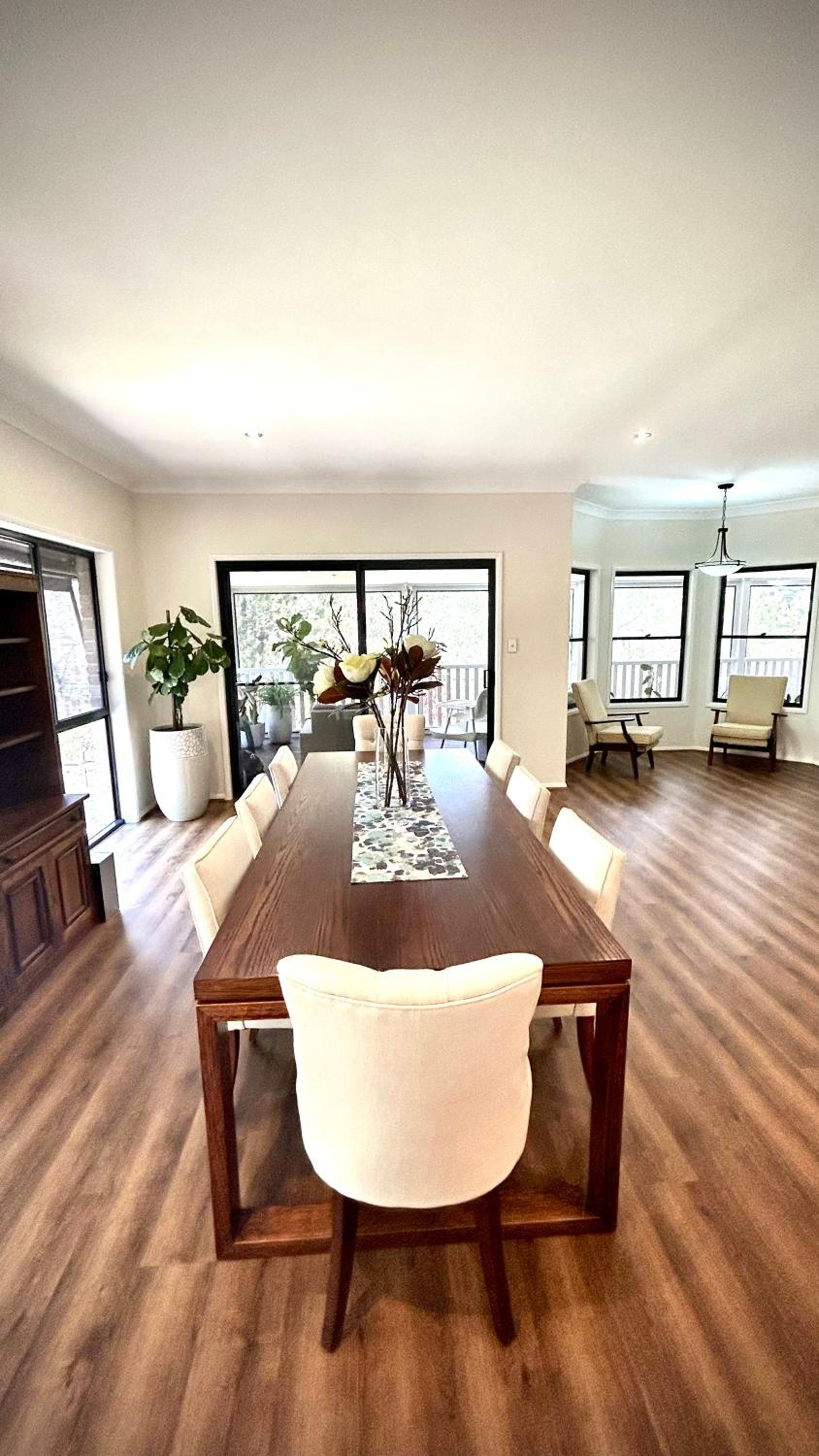 Perfect North Brisbane Retreat 4 bed
