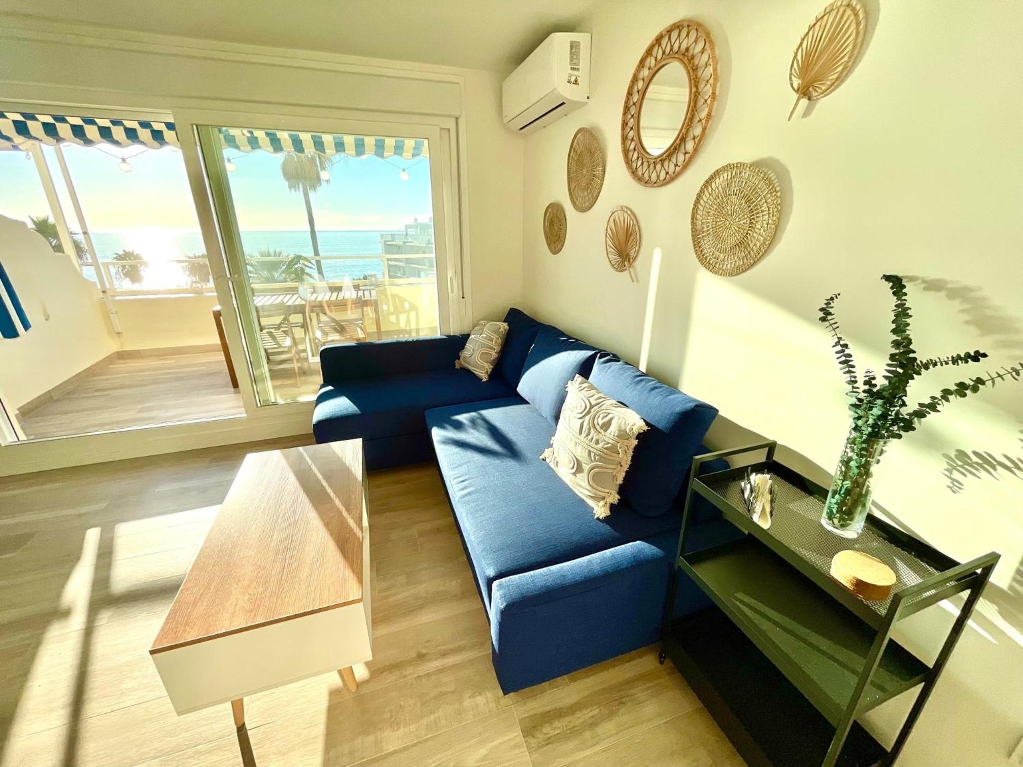 GATU PREMIUM Goleta Paraíso, Casa con vista al mar " Preferente mayores de 25 años y familias " view 3
