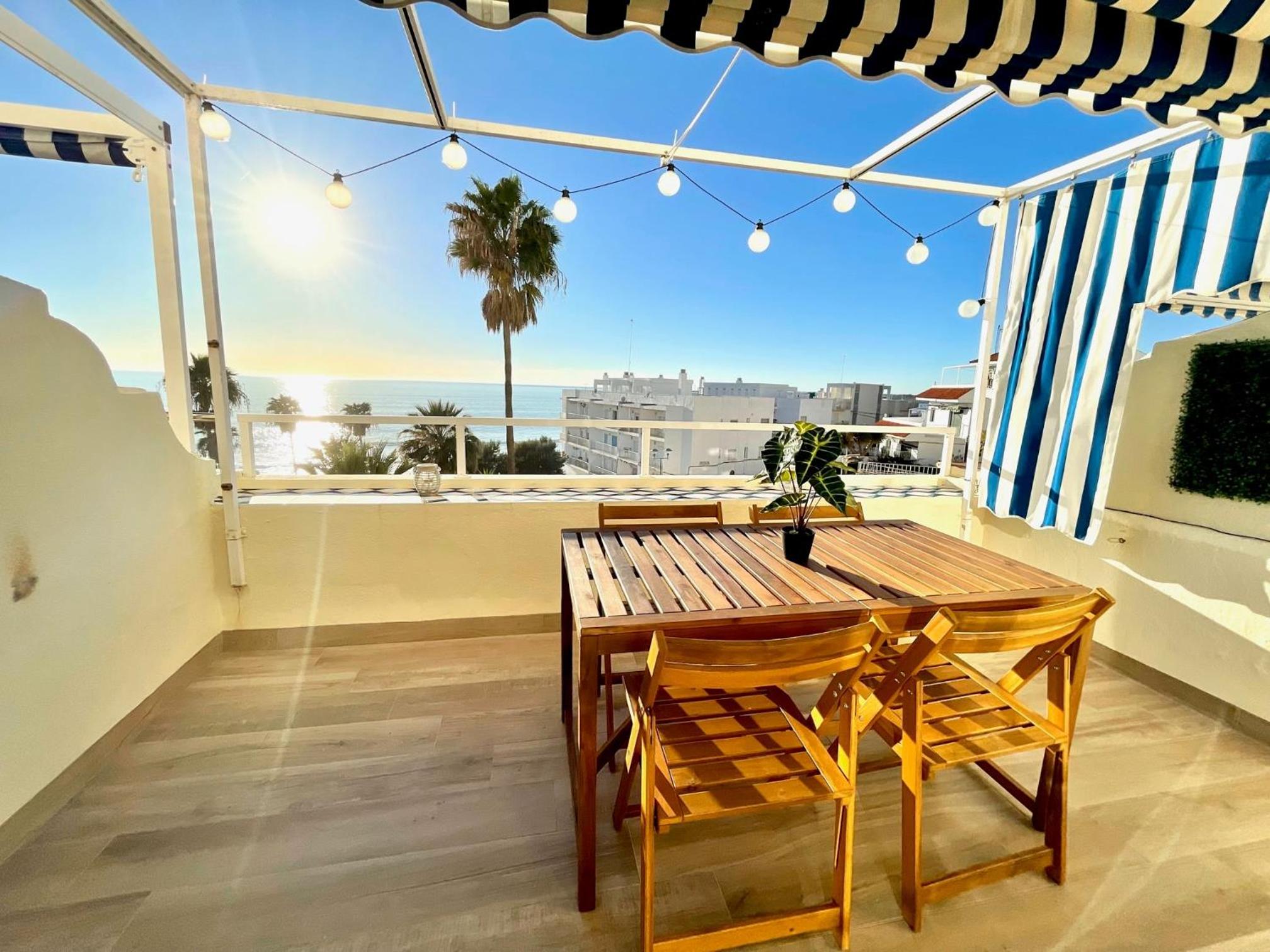 GATU PREMIUM Goleta Paraíso, Casa con vista al mar " Preferente mayores de 25 años y familias " view 2