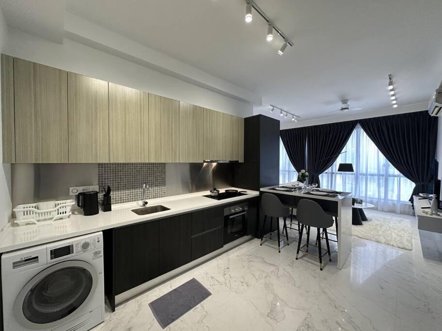 Setia Sky88 by Antlerzone