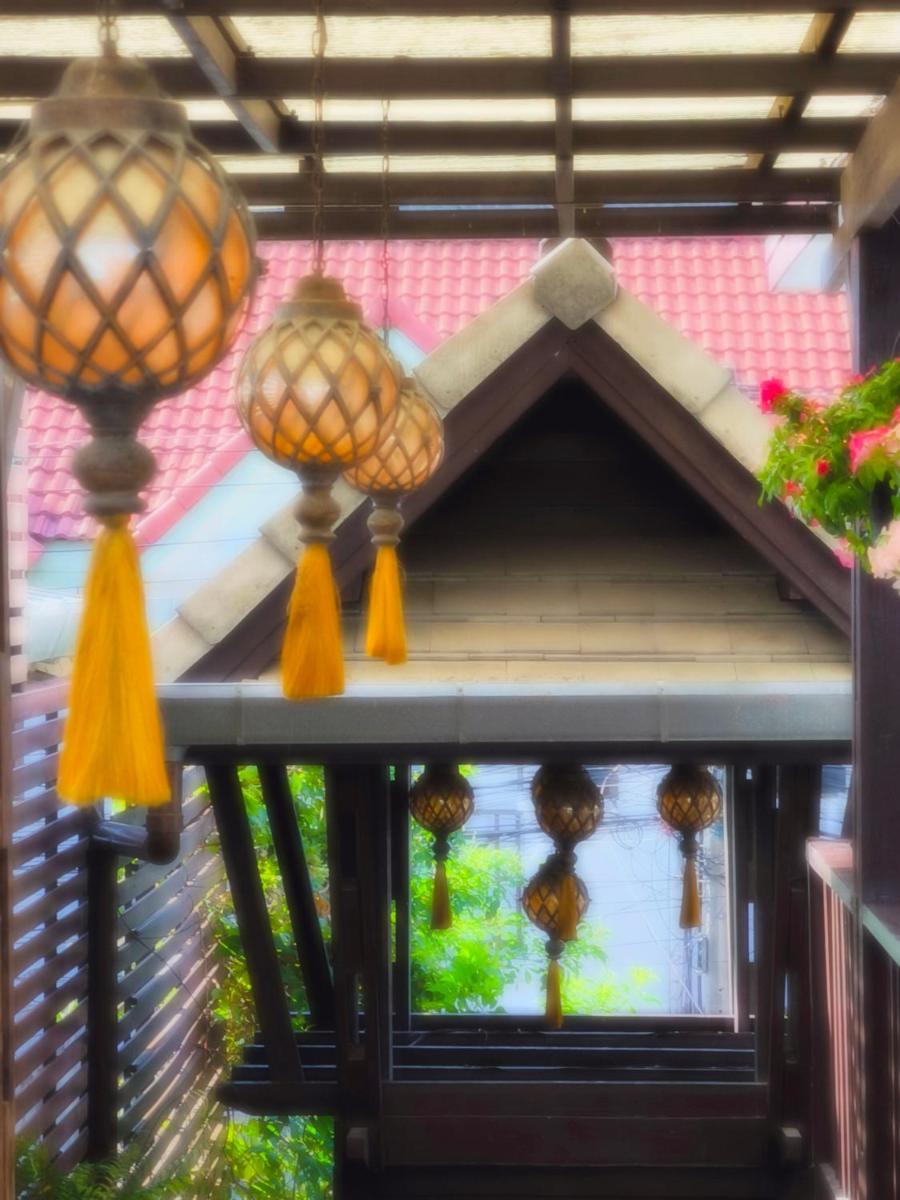 Ratchiangsaen Flora House