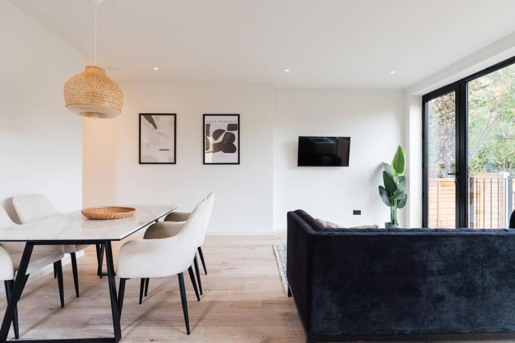 Modern & Bright Luxury London Apartment in Honor Oak