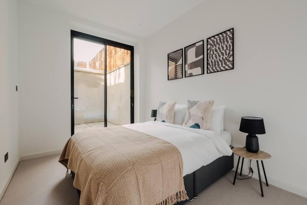 Modern & Bright Luxury London Apartment in Honor Oak