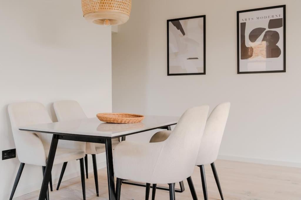 Modern & Bright Luxury London Apartment in Honor Oak
