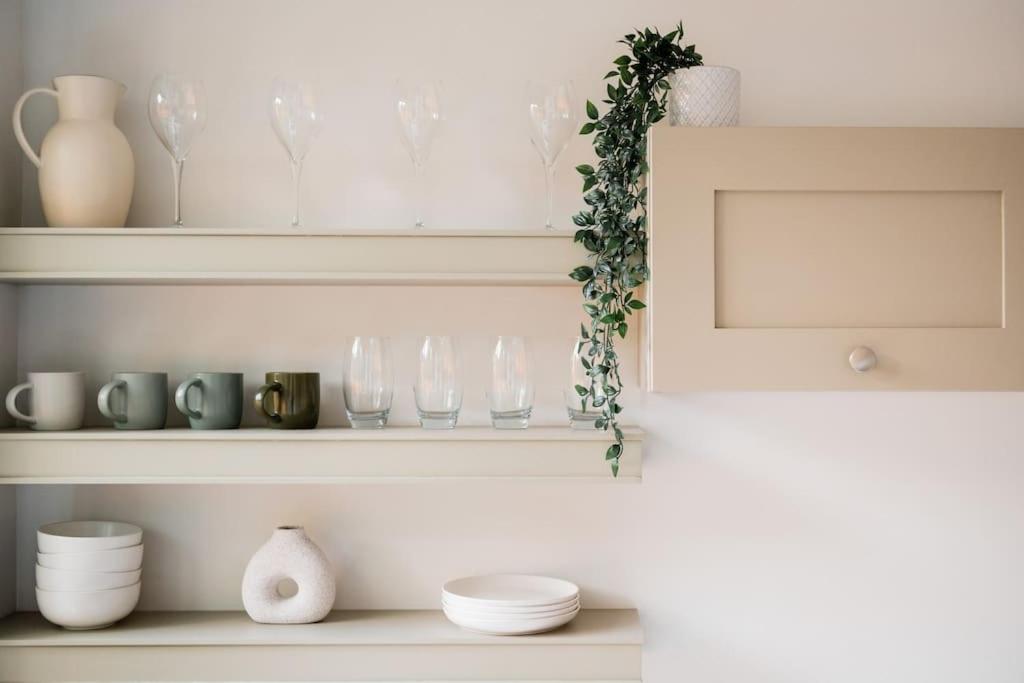 Modern & Bright Luxury London Apartment in Honor Oak