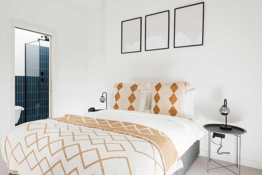 Modern & Bright Luxury London Apartment in Honor Oak