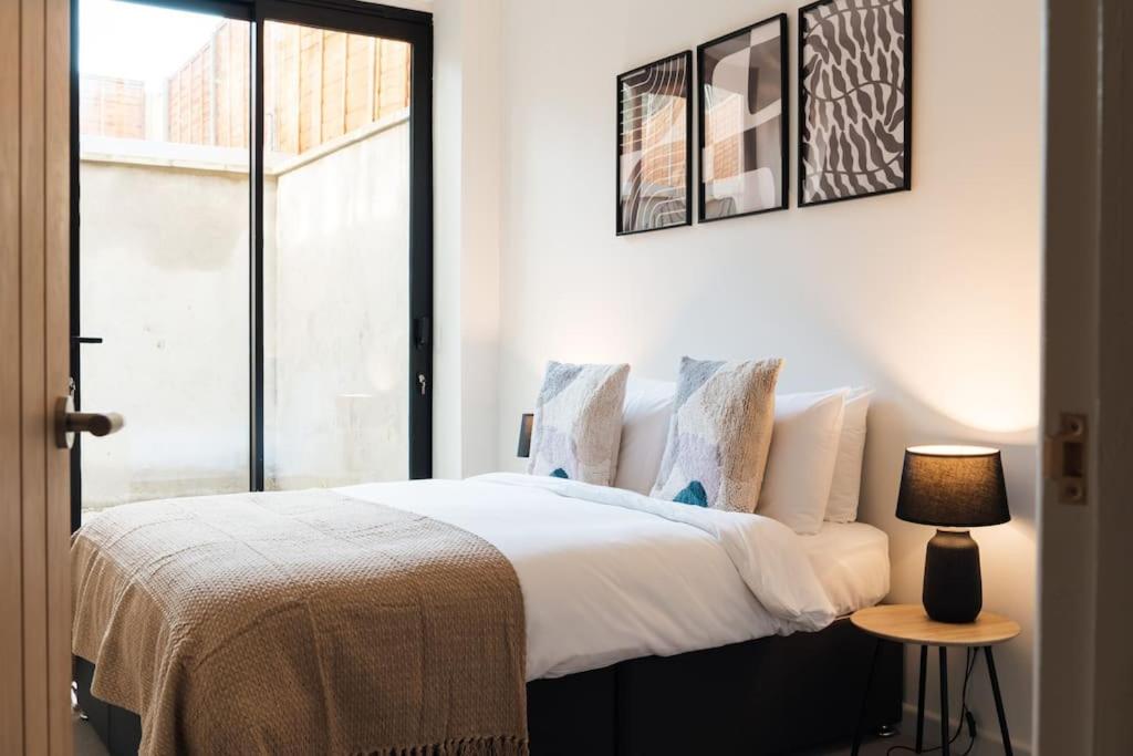 Modern & Bright Luxury London Apartment in Honor Oak