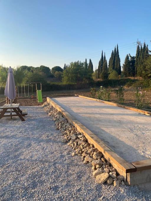 Gite de 2 à 5p Jaccuzi sur domaine 3Ha