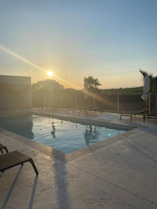 Gite de 2 à 5p Jaccuzi sur domaine 3Ha