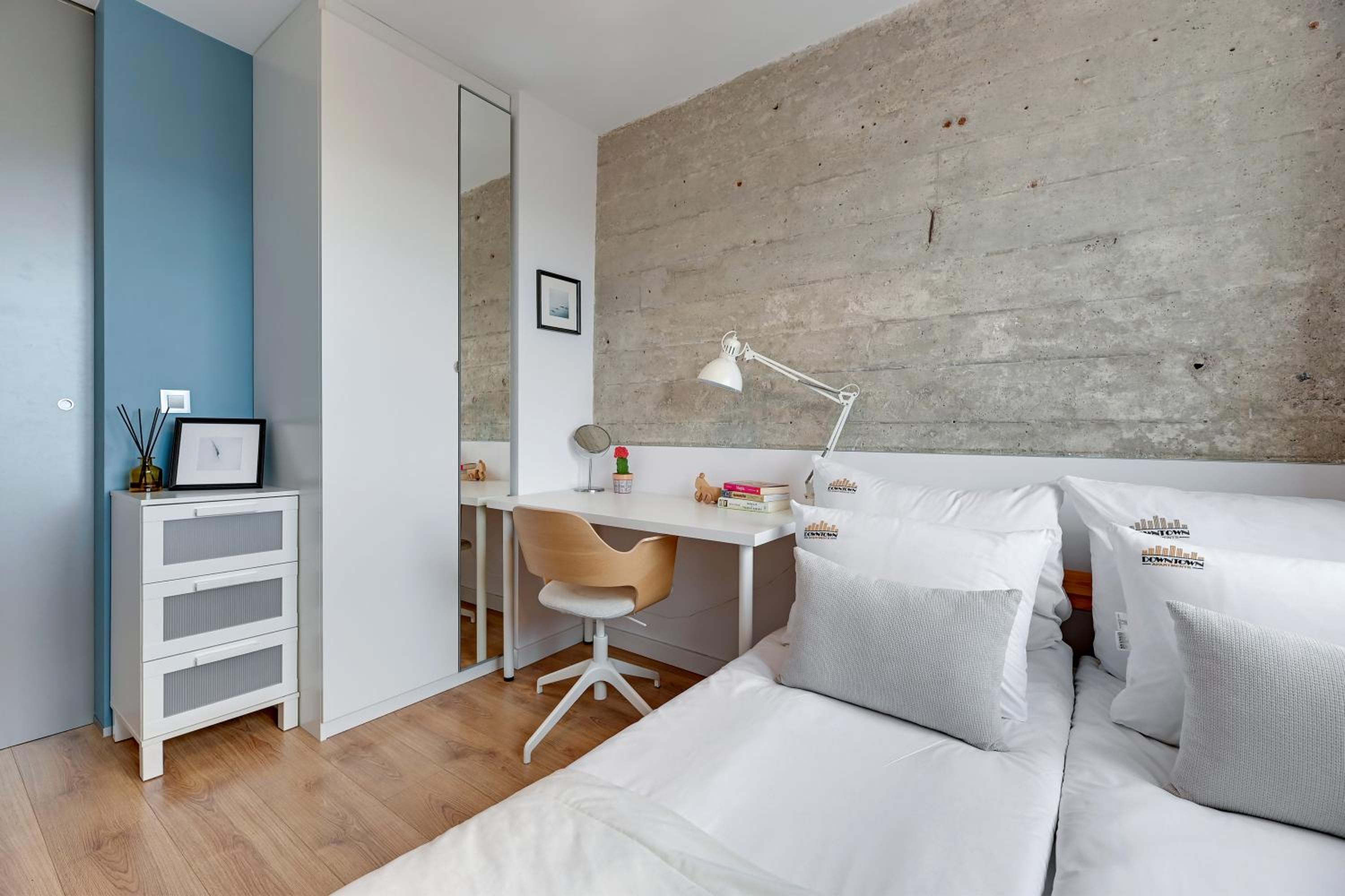 Gdynia z widokiem na morze by Downtown Apartments