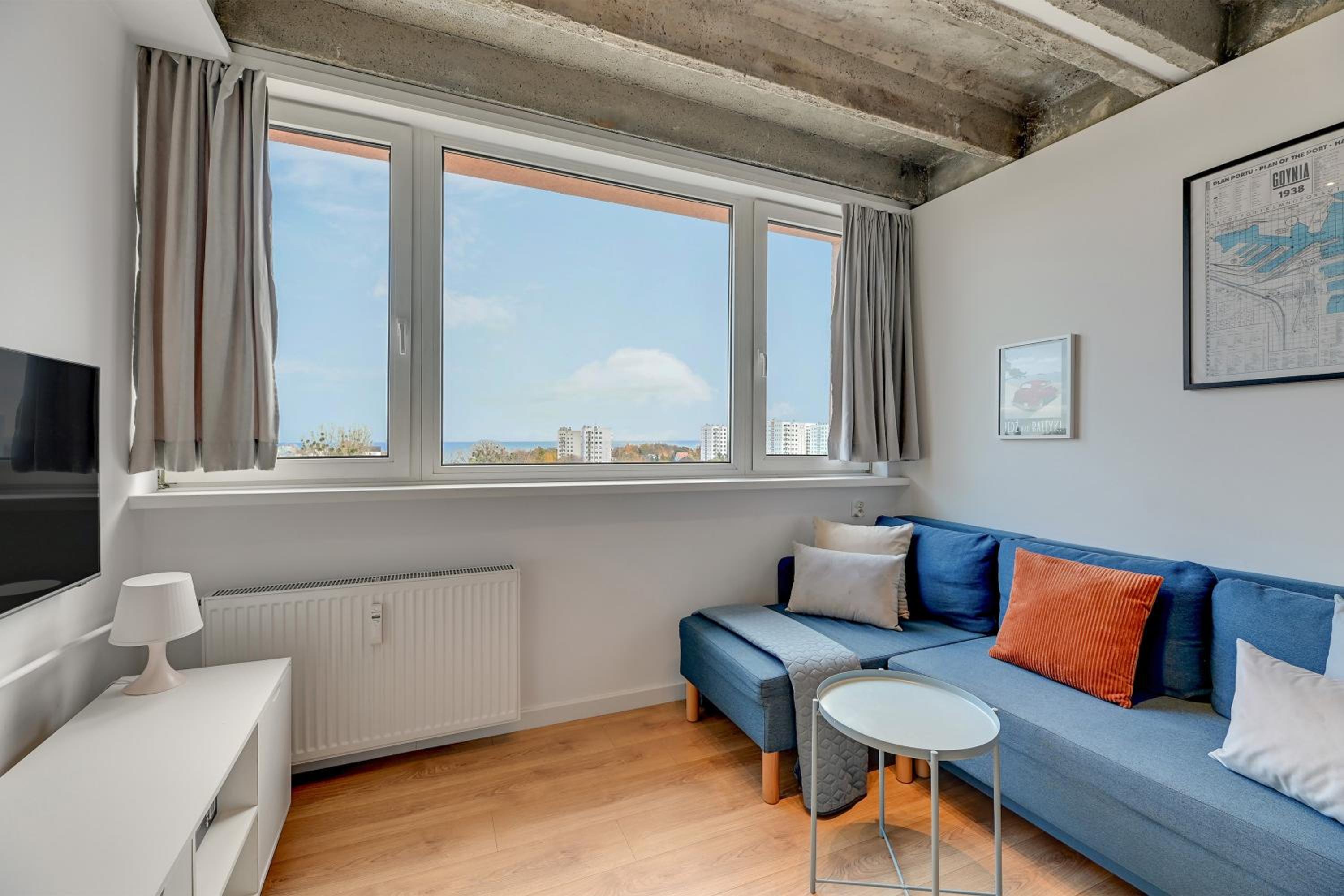 Gdynia z widokiem na morze by Downtown Apartments