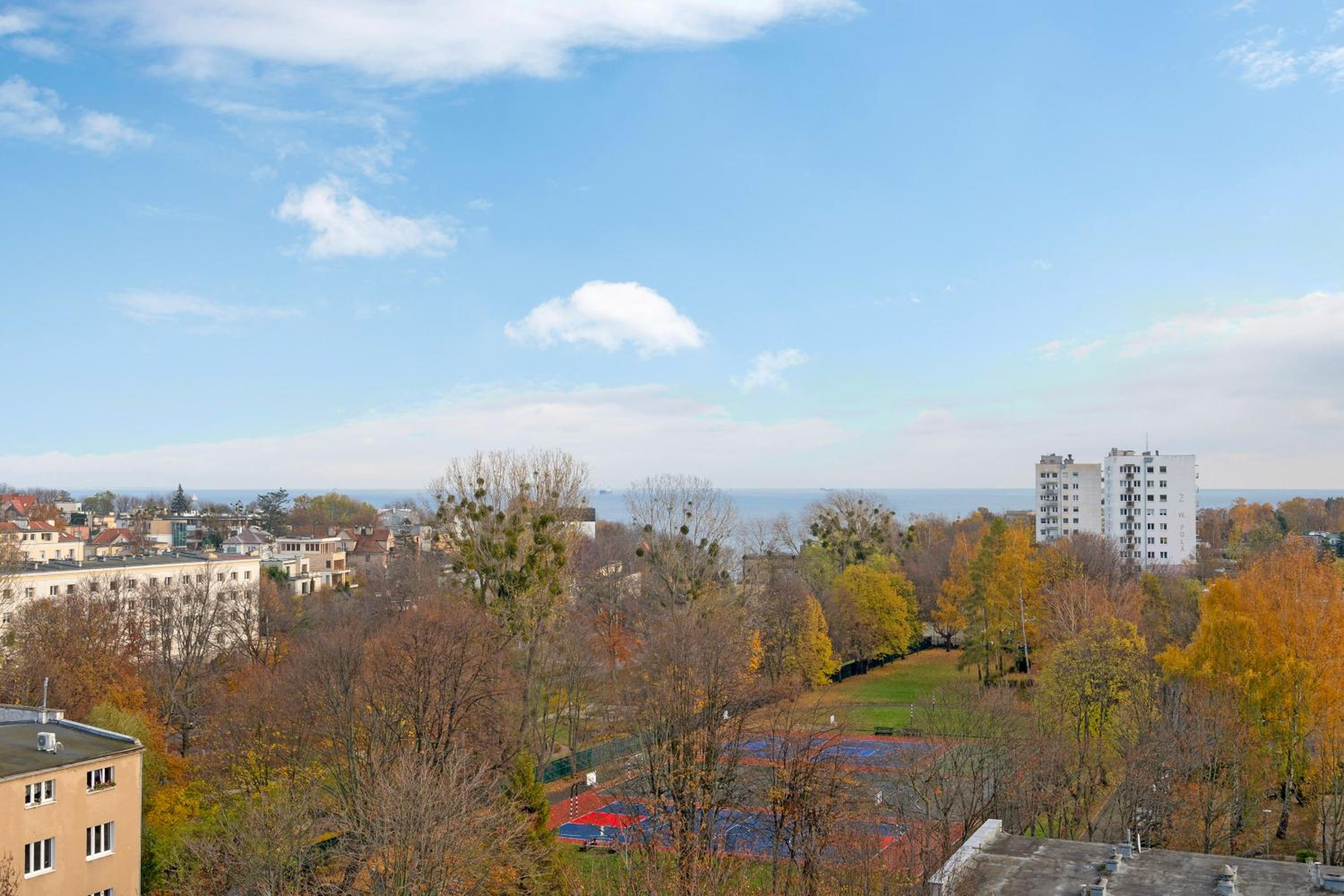 Gdynia z widokiem na morze by Downtown Apartments
