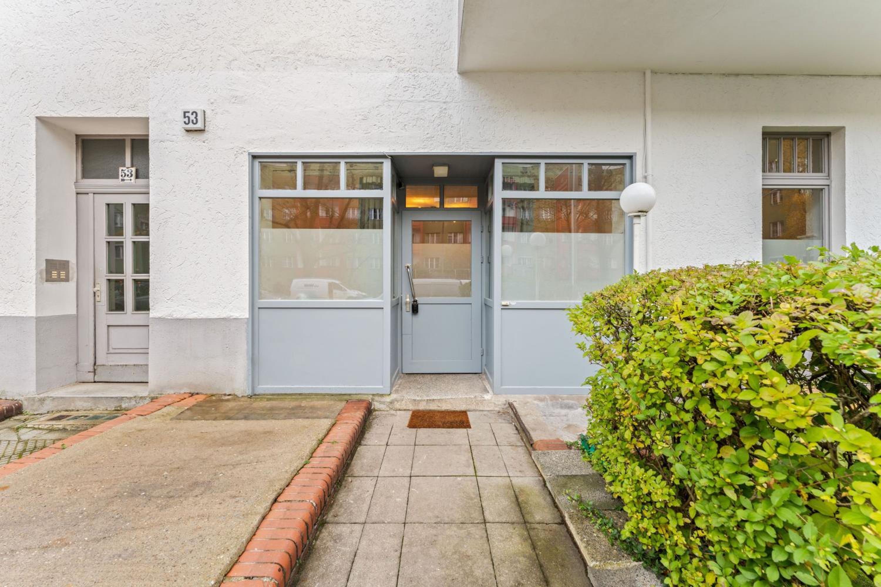 Neues zentrales Apartment,10 Betten,vollmöbliert, Wifi
