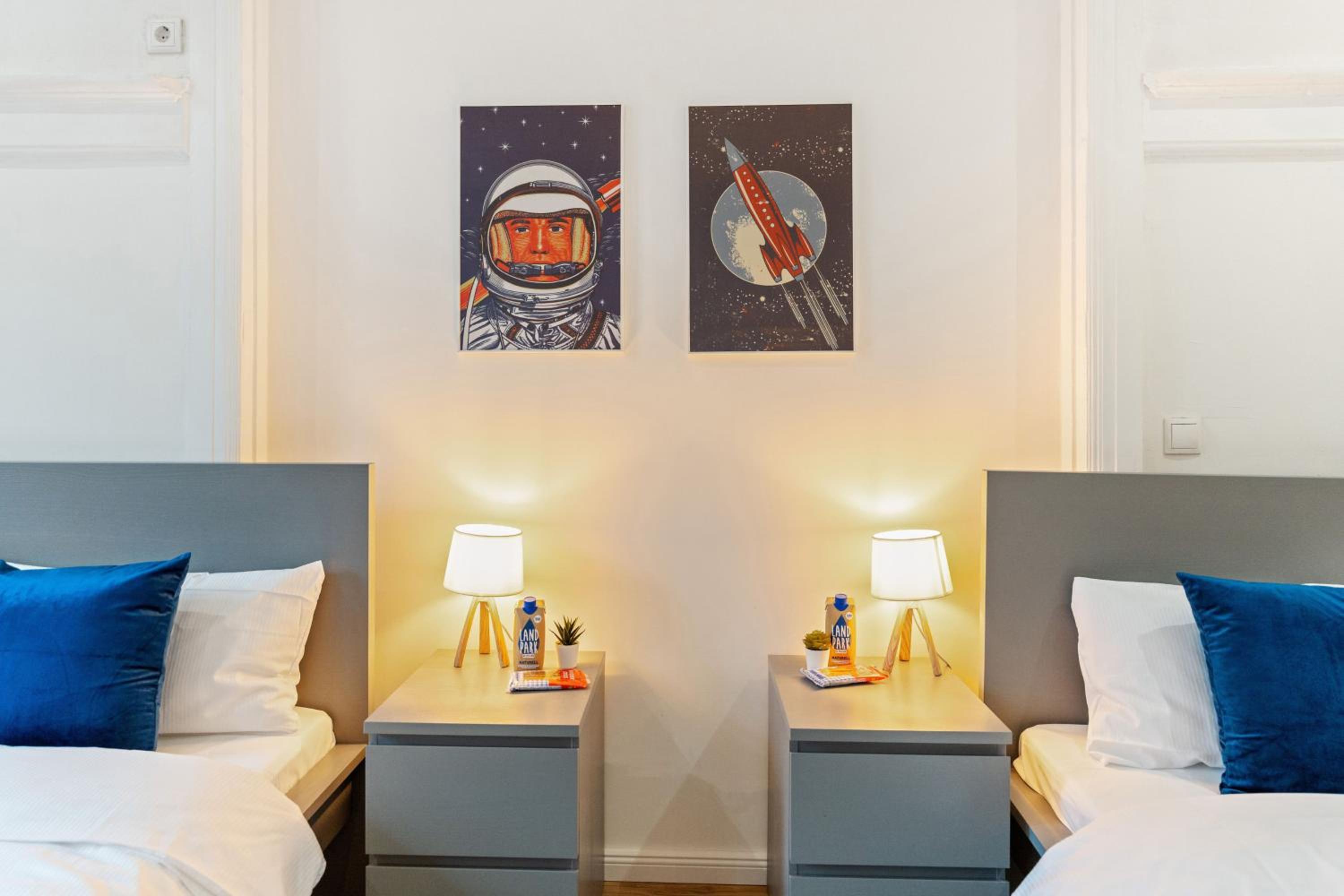 Neues zentrales Apartment,10 Betten,vollmöbliert, Wifi