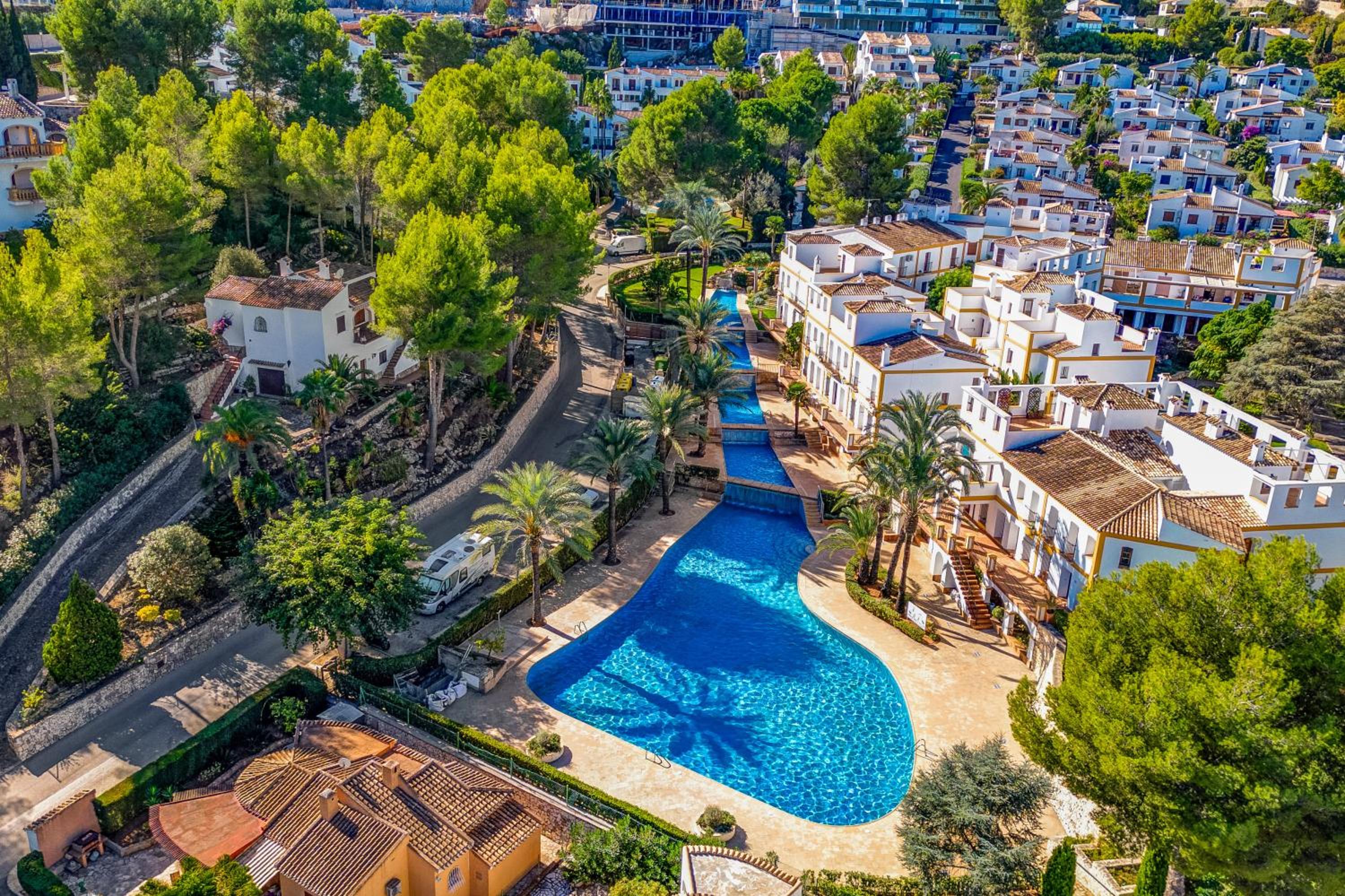 Ruhiges Eckreihenhaus mit Pool in La Sella Zarzas one Denia