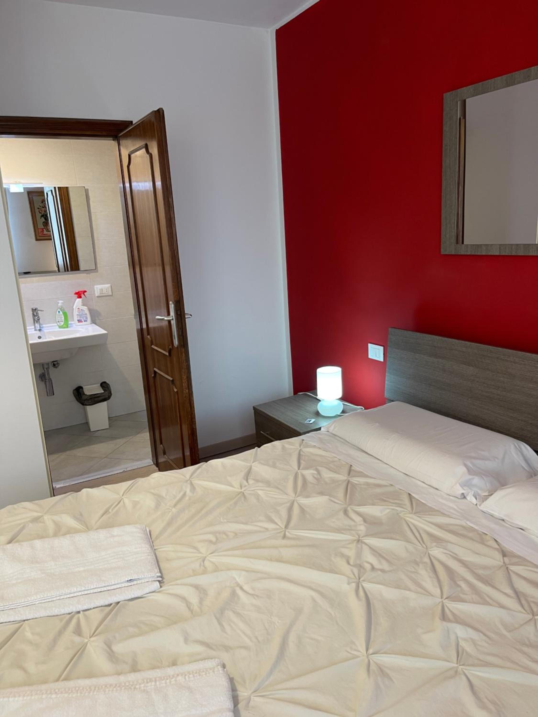 Bellini room with private bathroom