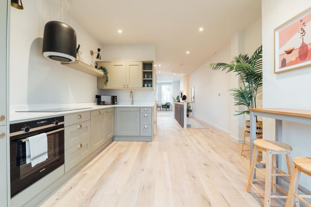 Luxurious & Modern London Apartment in Honor Oak