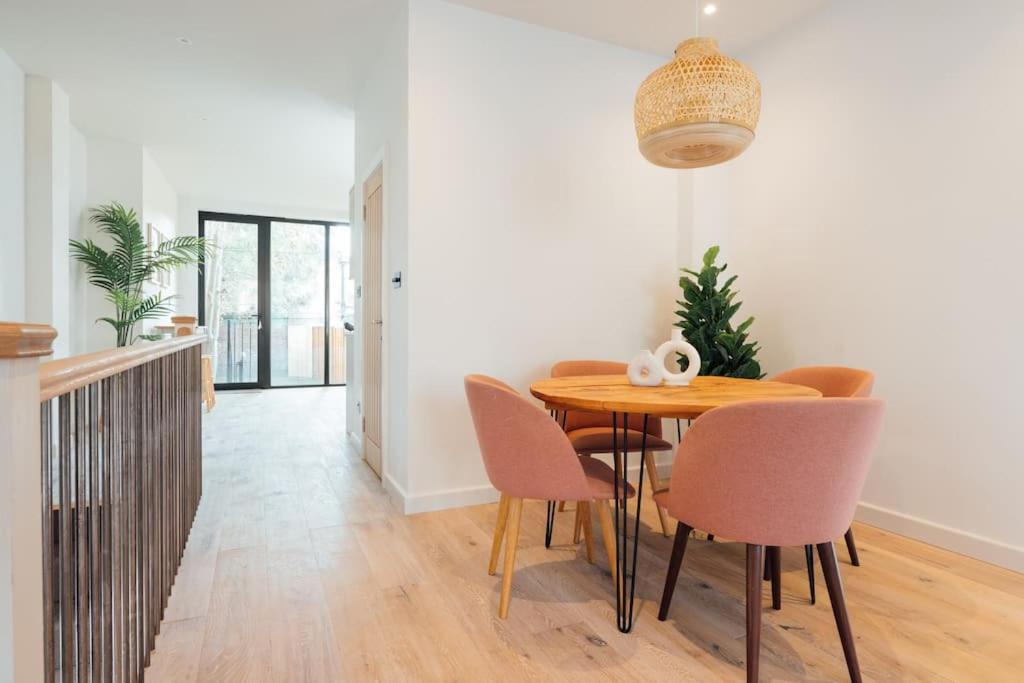 Luxurious & Modern London Apartment in Honor Oak