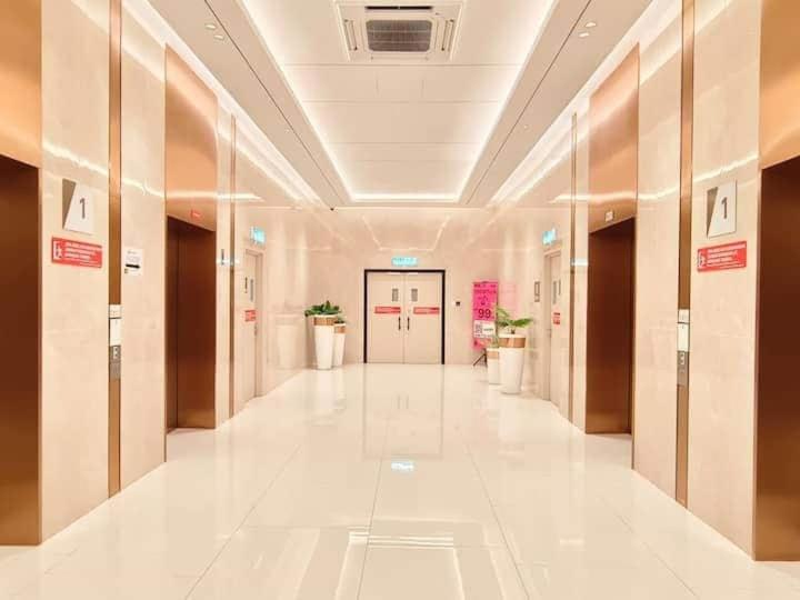 Nearest walk Johor Bahru custom Ciq by YHA