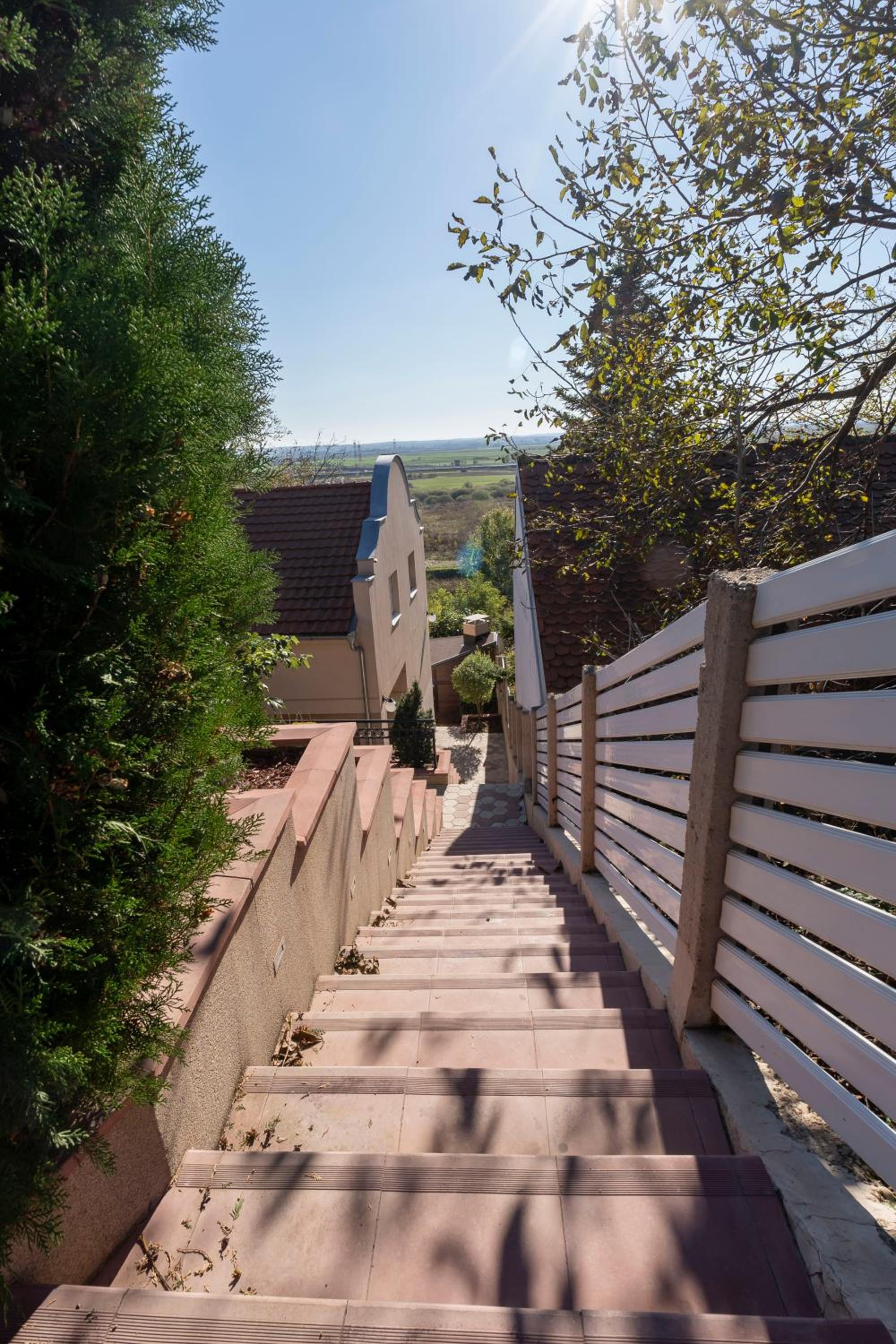 1-Bedroom Apartment with Balcony