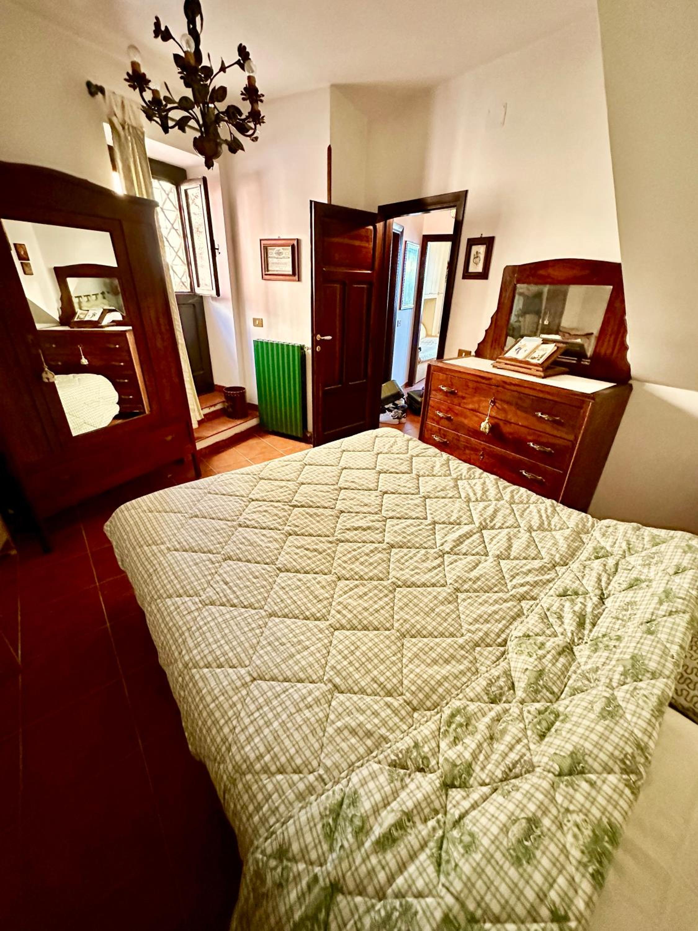 Casa San Ferrante en Celano — hotel room