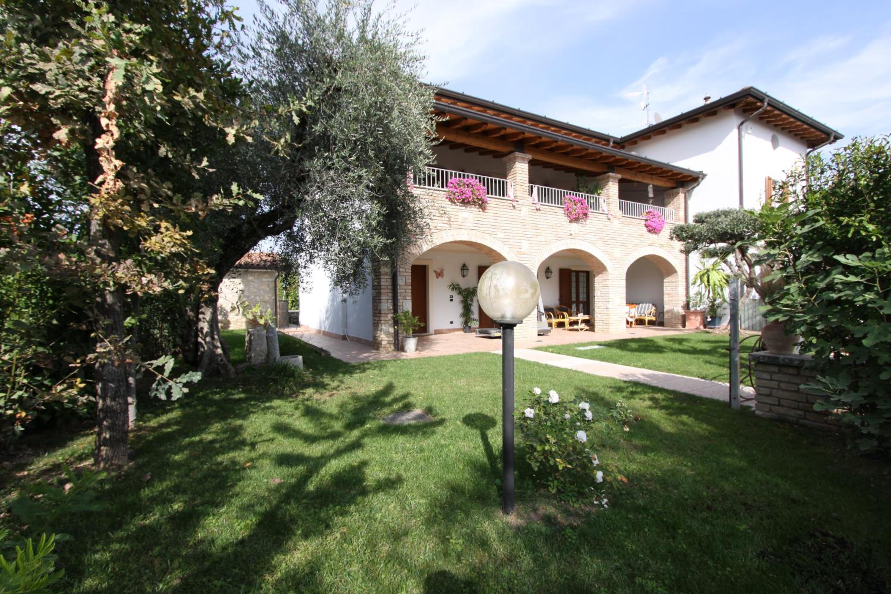 Casa Nicole view 2