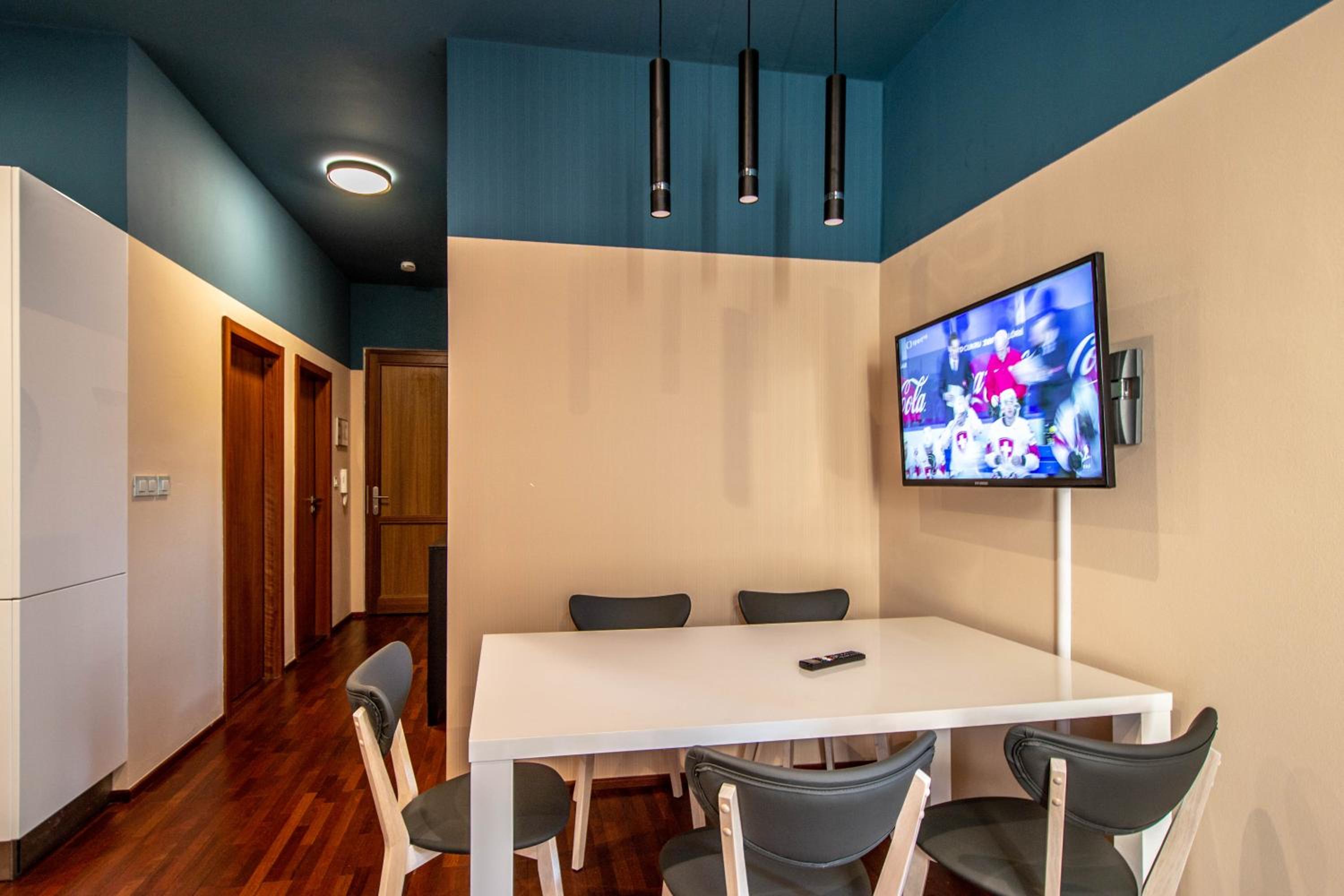 Wooden Design 2BDR Apartment near Eden Garden