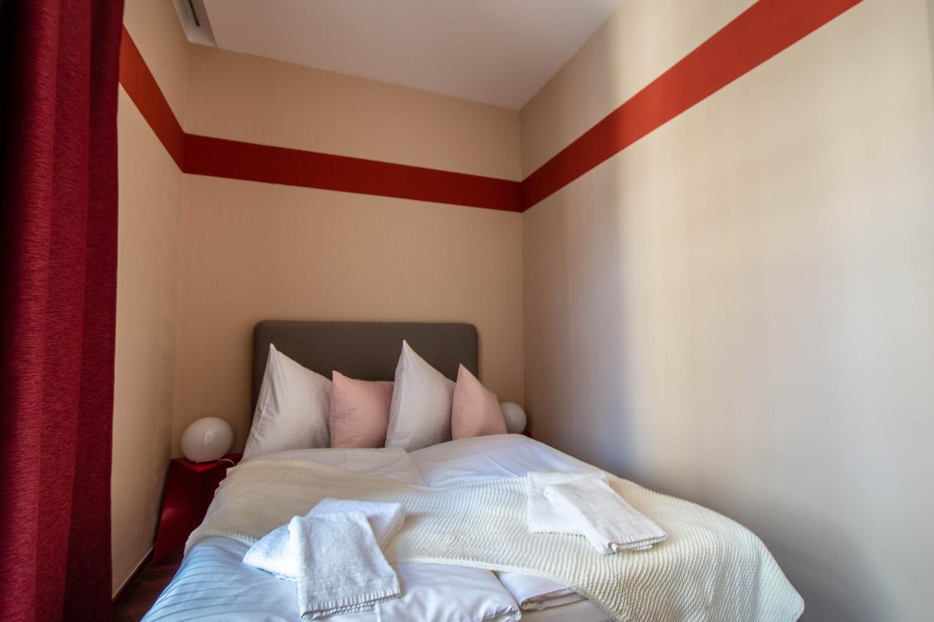 Wooden Design 2BDR Apartment near Eden Garden