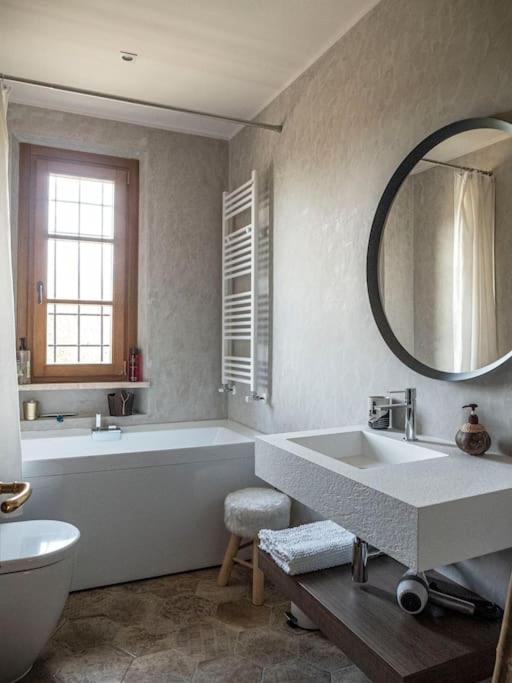 Casa Loumavi en Soianella — bathroom