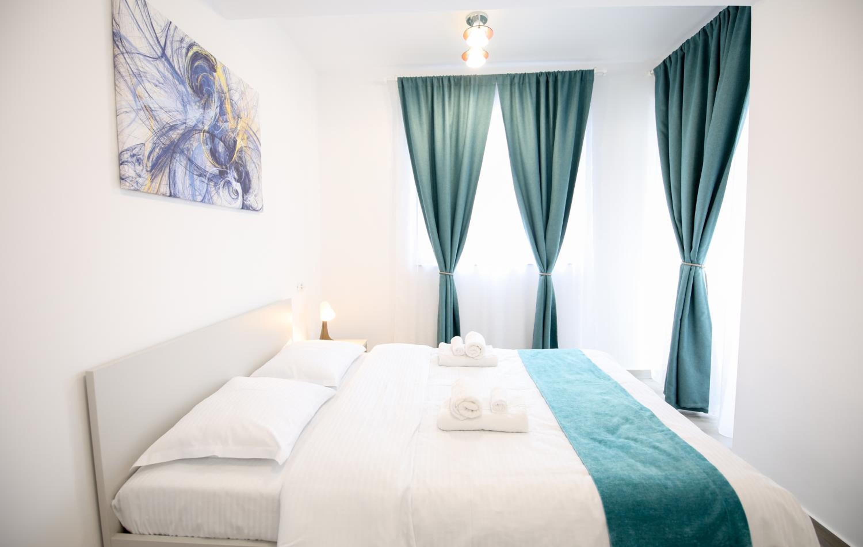 Vitan Central Oasis - NEW Building - FREE Secured Private PARKING - Self Check-in - view 3