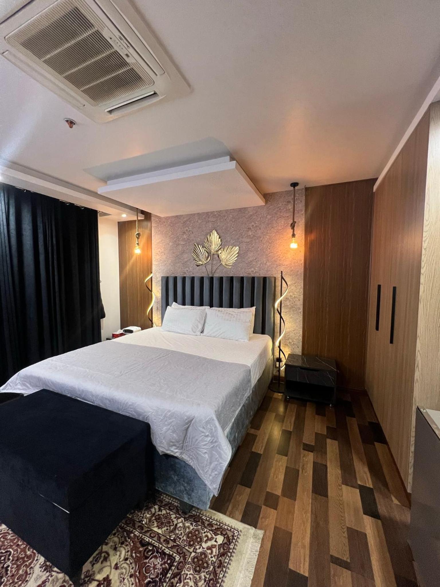Sunset luxury gold crest mall Residency view 2