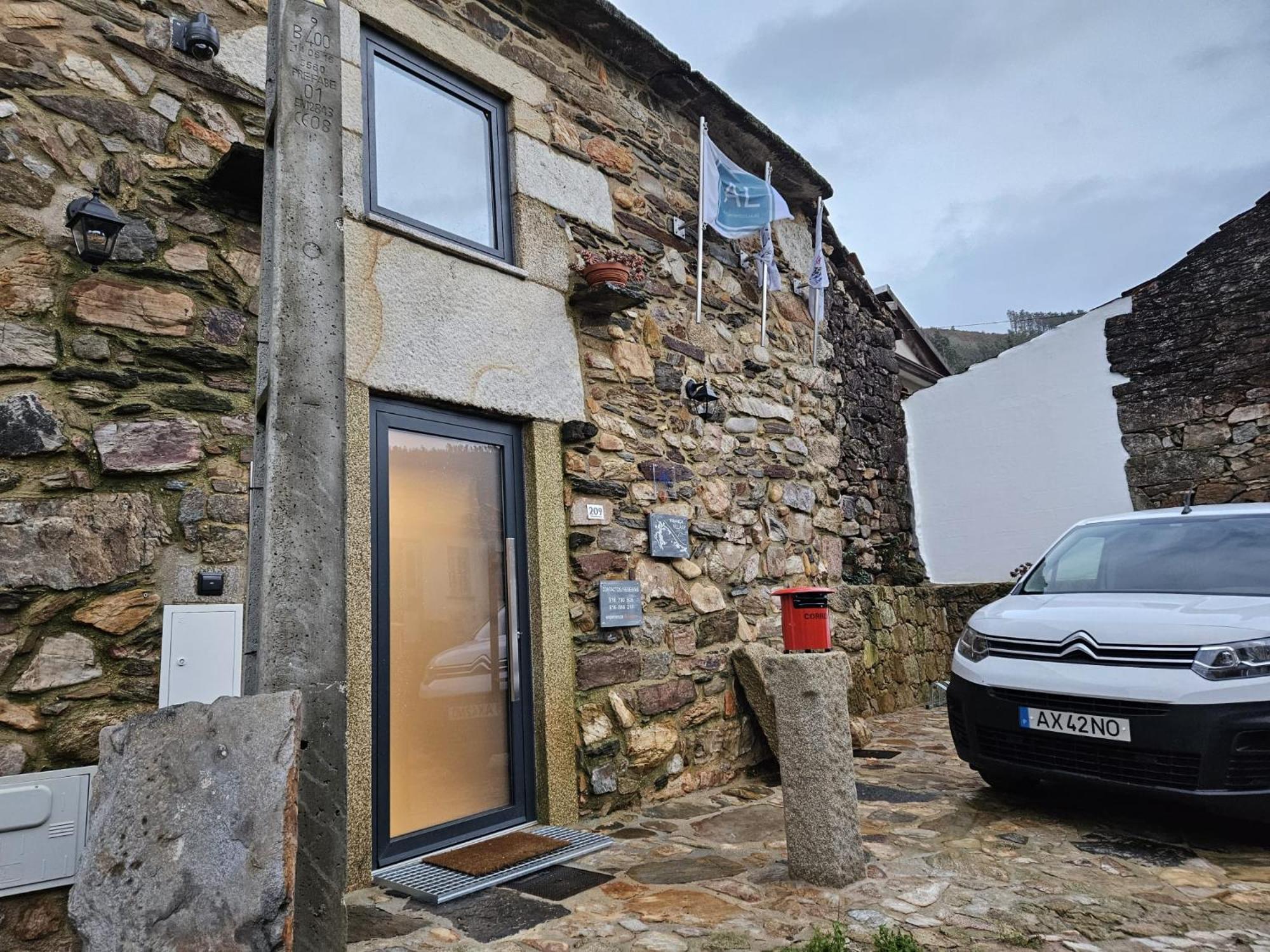 Ribança Village